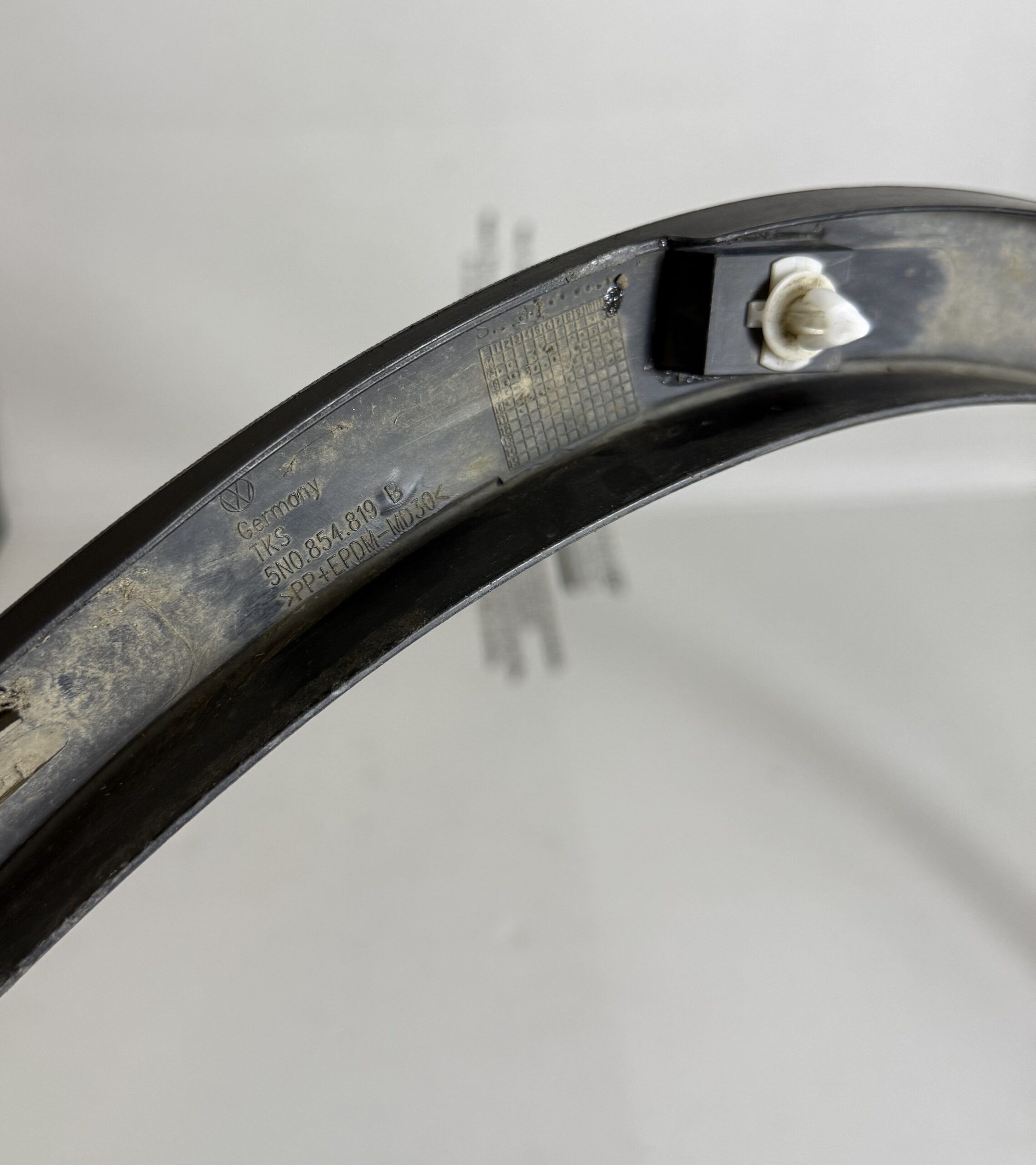 Накладка наружная арки крыла задняя левая vw tiguan i 2007 2011 17102182 (7)