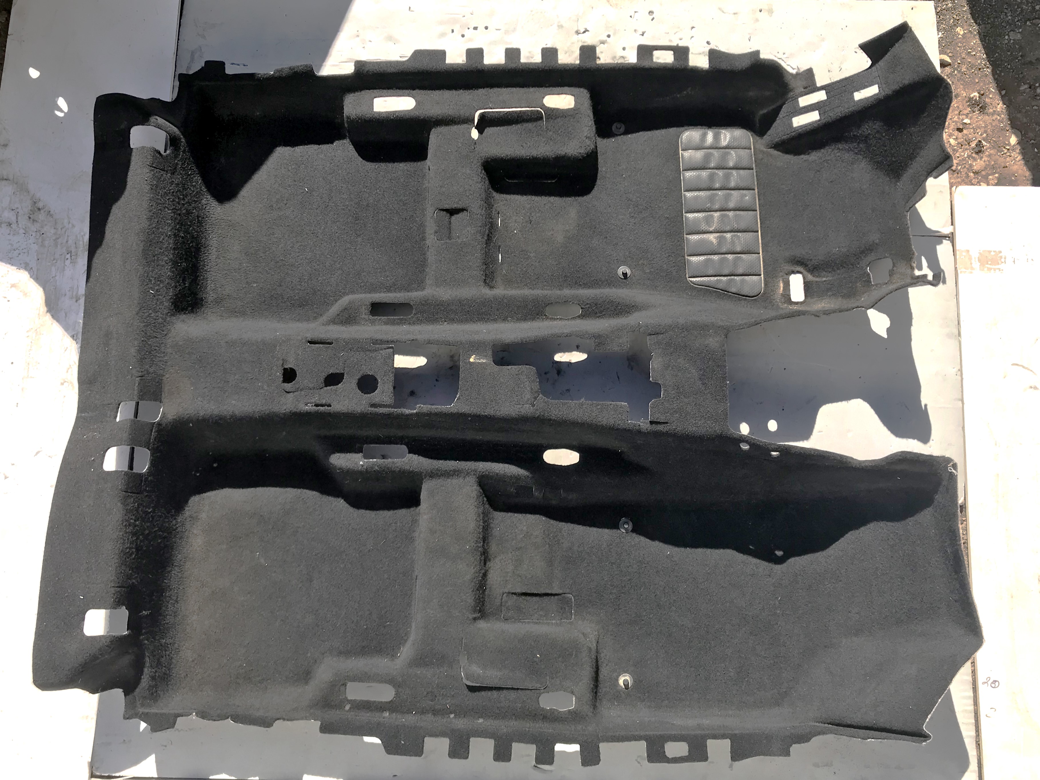 Обшивка пола салона ковролин vw tiguan i 2007 2011 17102200 (1)