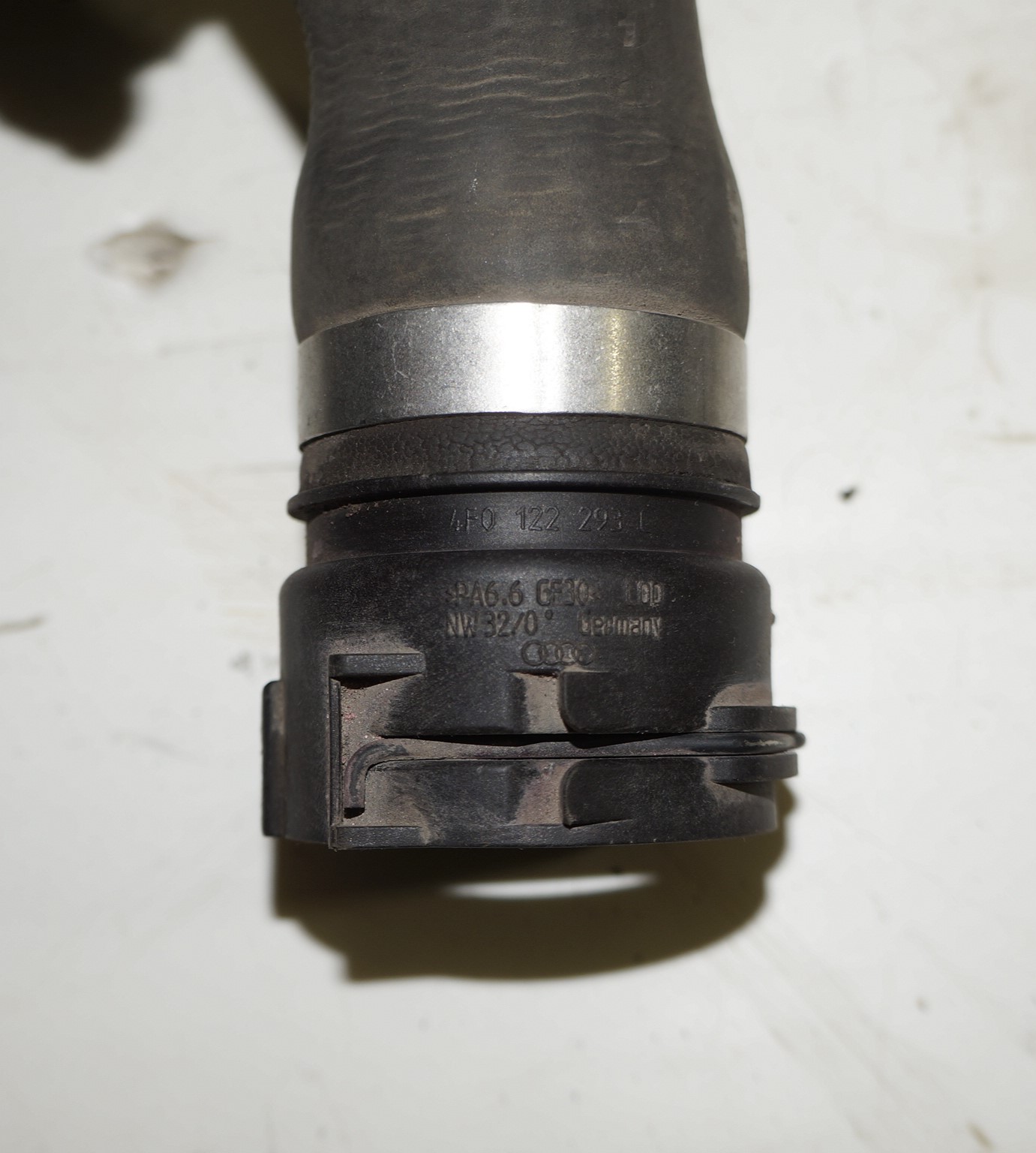 Патрубок радиатора нижний vw tiguan i 2007 2011 17102219 (3)