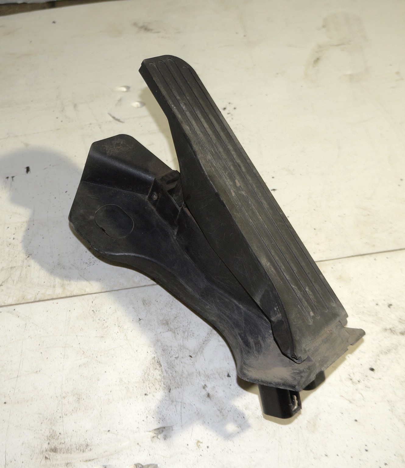 Педаль газа vw tiguan i 2007 2011 17102223 (1)