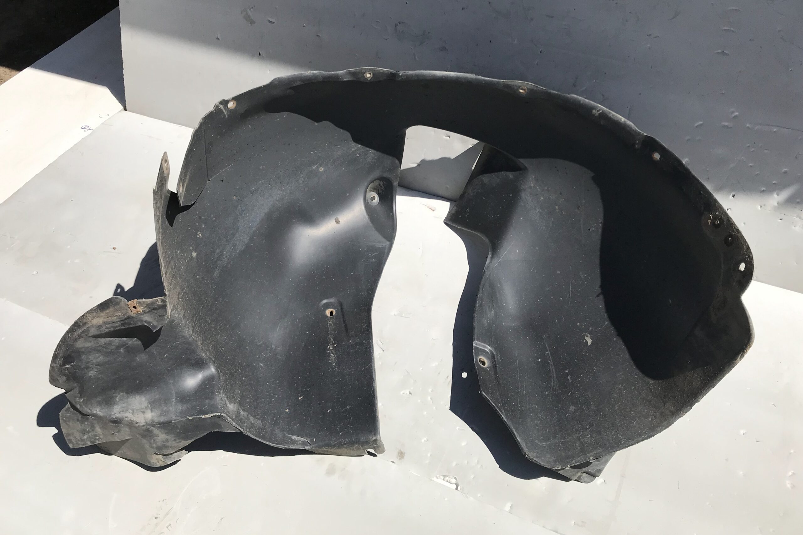 Подкрылок передний левый локер оригинал vw tiguan i 2007 2011 17102234 (1)