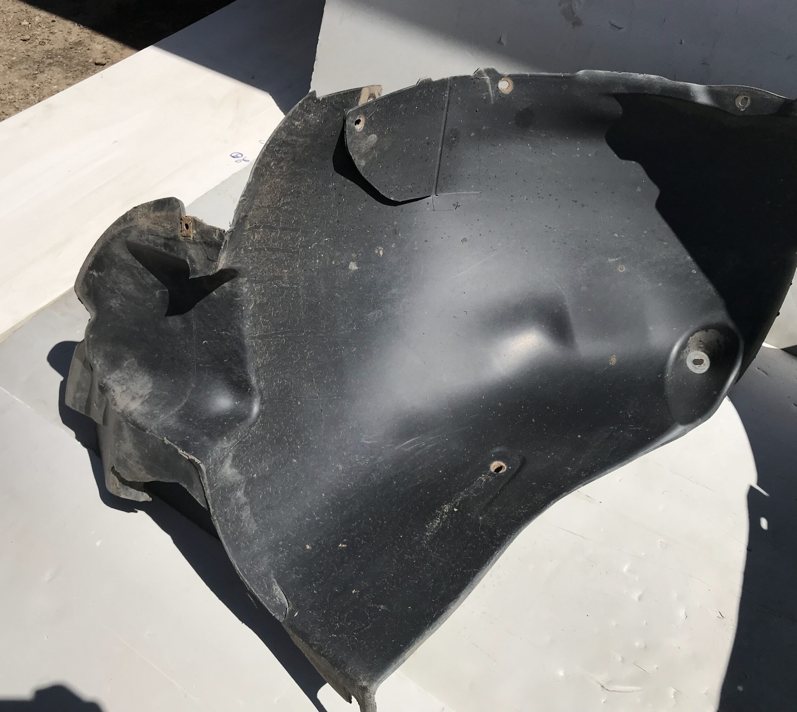 Подкрылок передний левый локер оригинал vw tiguan i 2007 2011 17102234 (3)
