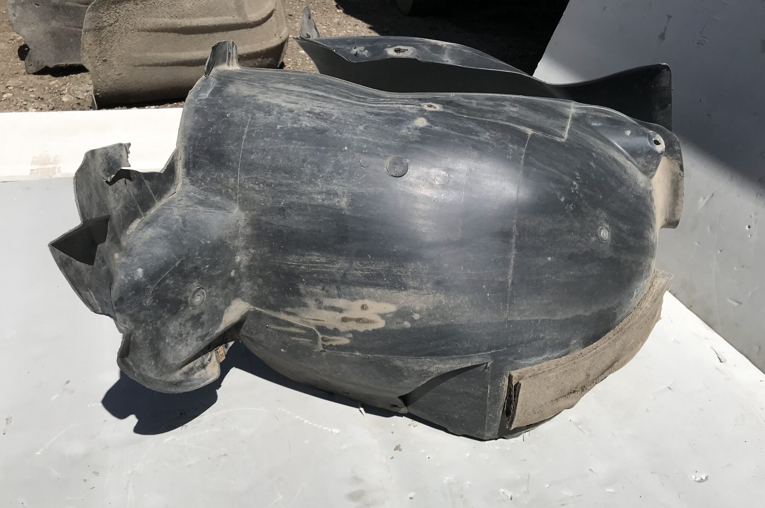 Подкрылок передний левый локер оригинал vw tiguan i 2007 2011 17102234 (7)