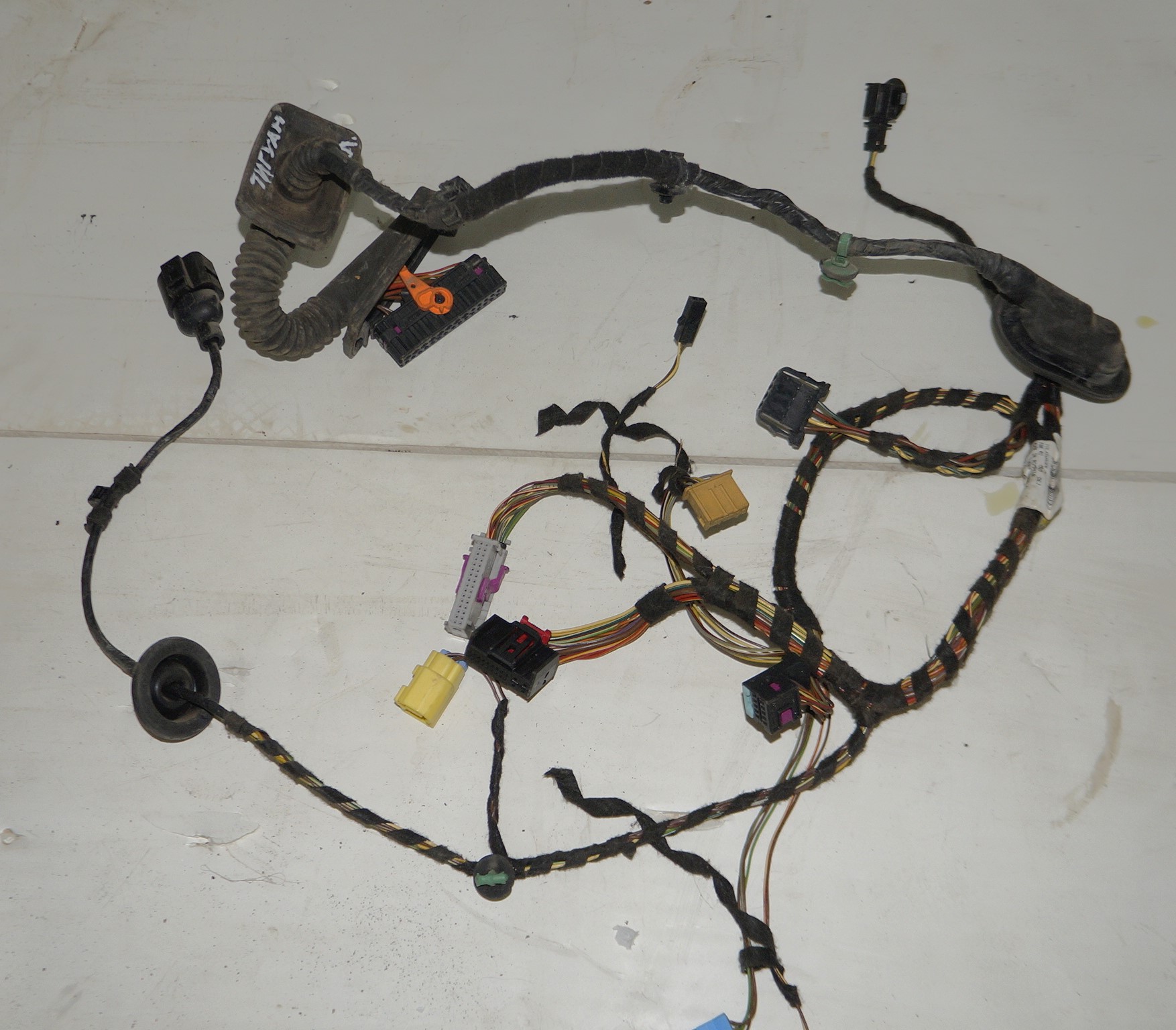Проводка коса двери передней левой vw tiguan i 2007 2011 17102244 (1)