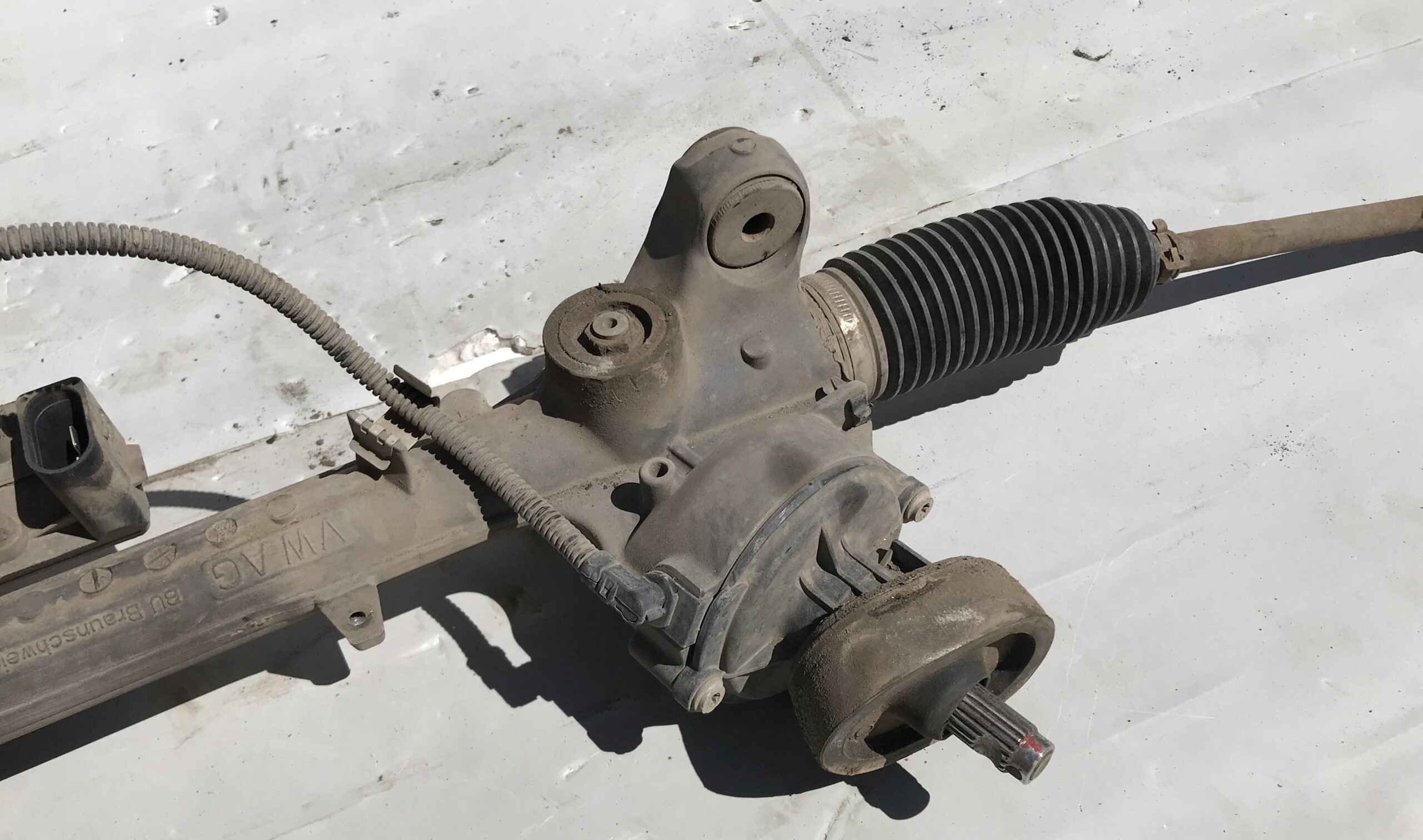 Рейка рулевая с серводвигателем в сборе vw tiguan i 2007 2011 17102255 (4)