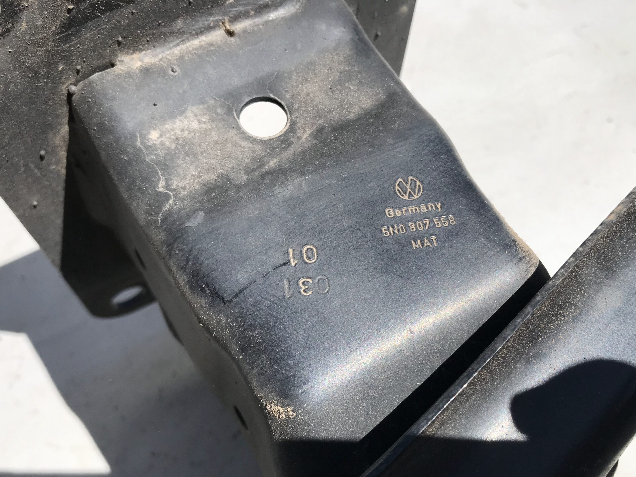 Усилитель заднего бампера vw tiguan i 2007 2011 17102311 (3)