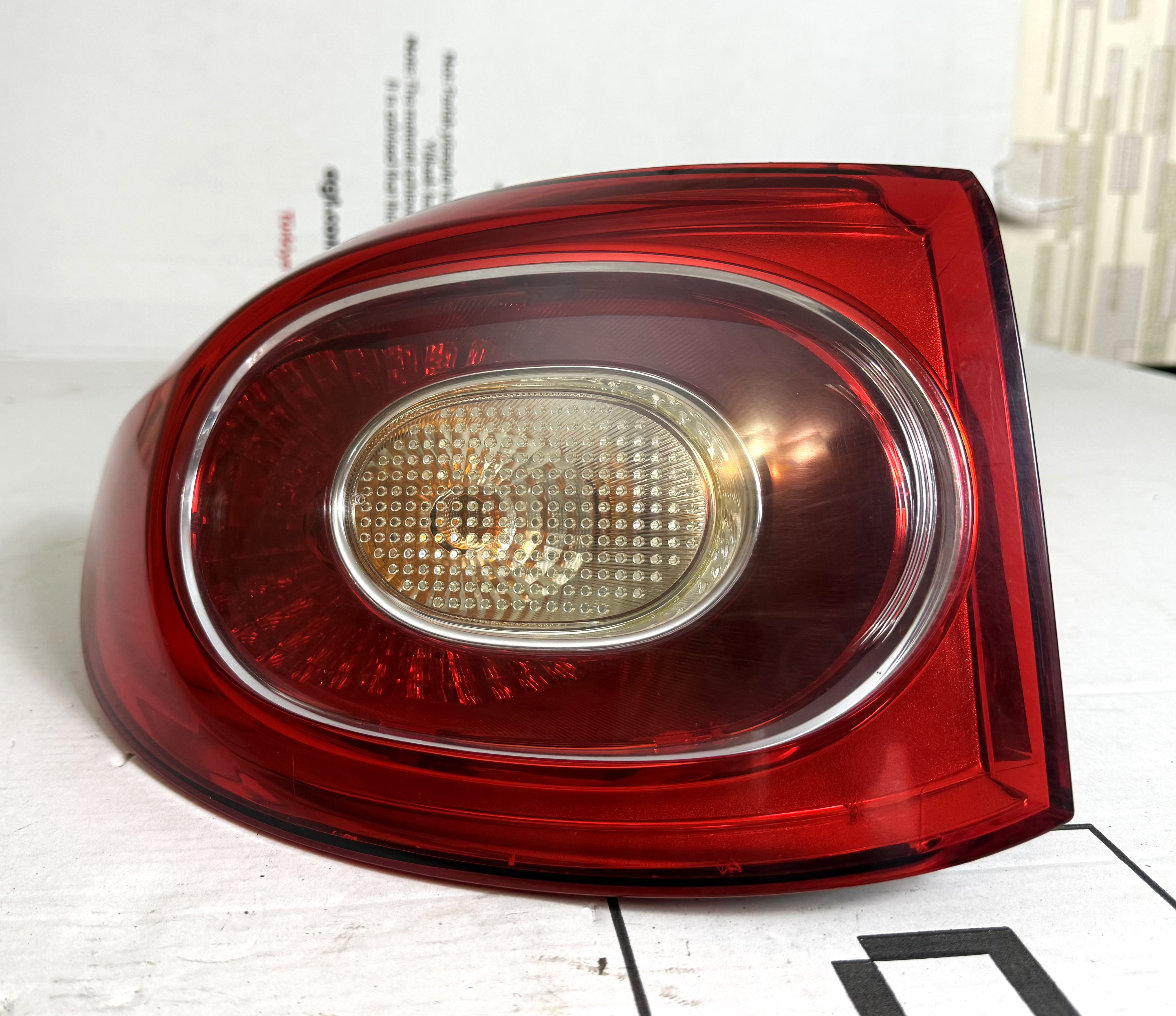 Фонарь задний наружный левый vw tiguan i 2007 2011 17102319 (3)