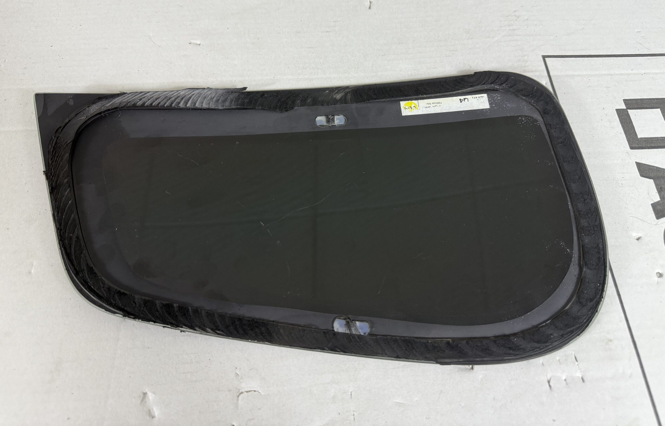 Форточка кузовная левая vw tiguan i 2007 2011 17102325 (3)