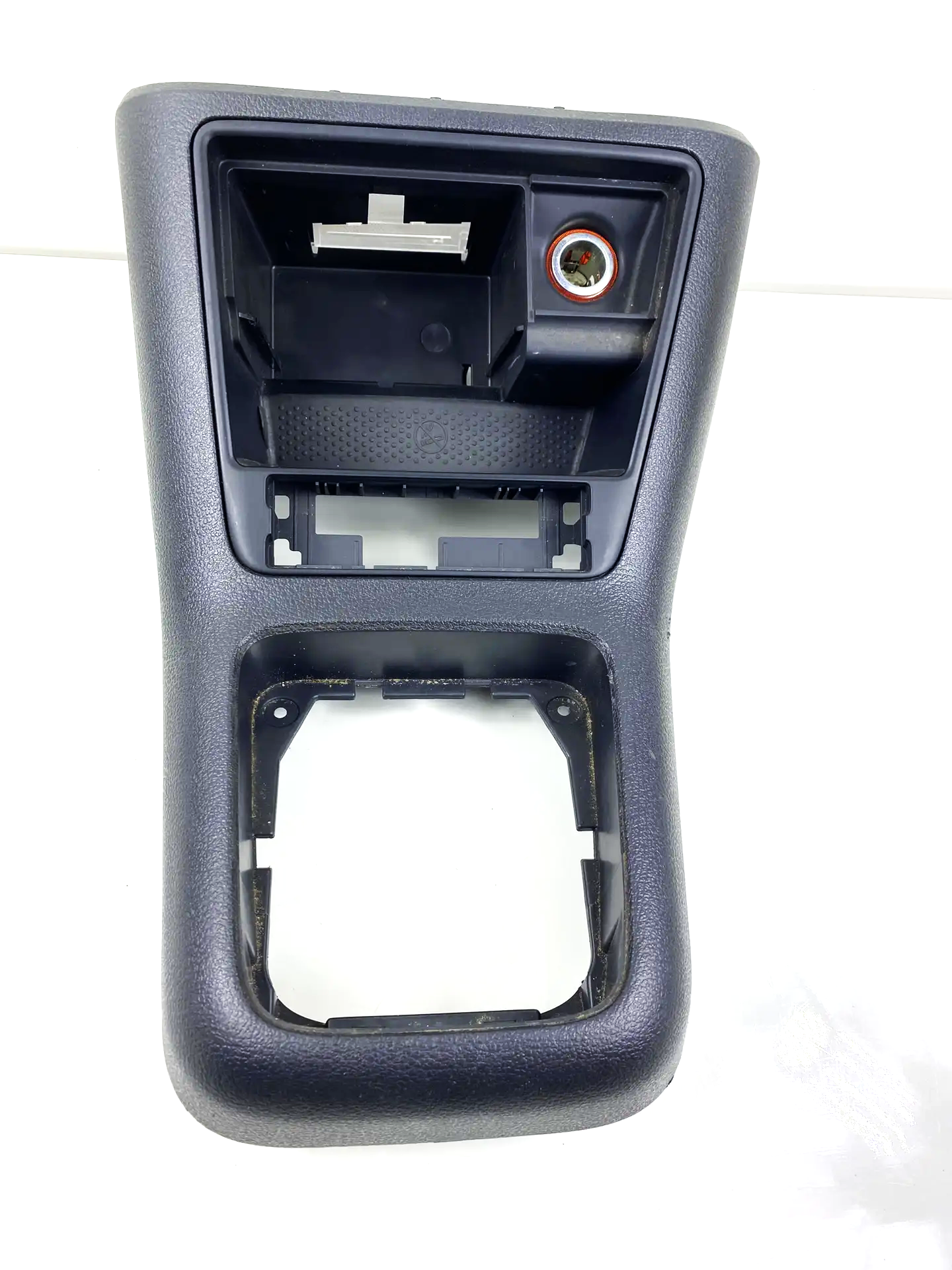 Консоль тигуан 75 17102179 (6)