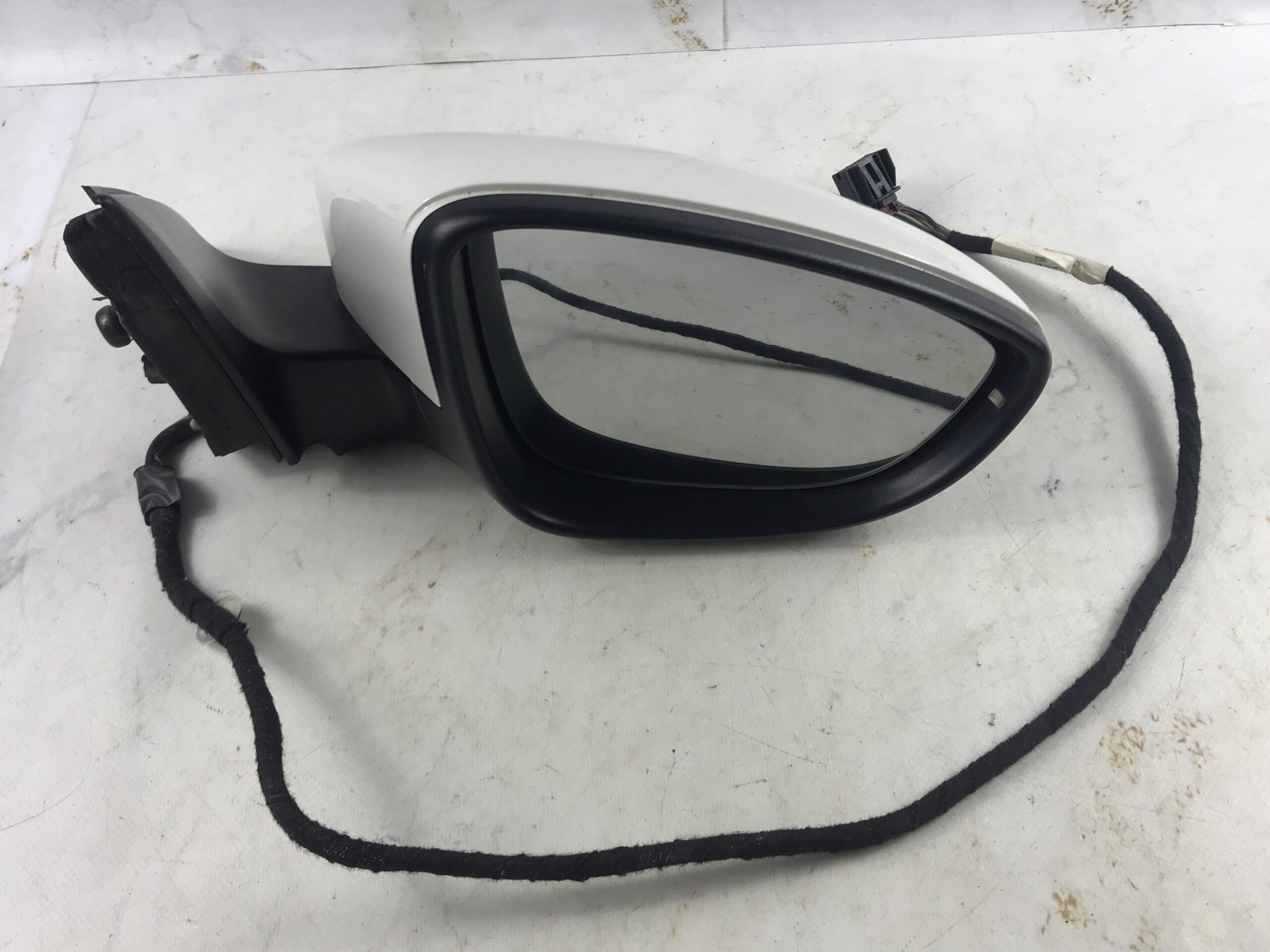 Зеркало правое электрическое оригинал 13 конт фольксваген джетта 6 17318060 (1)