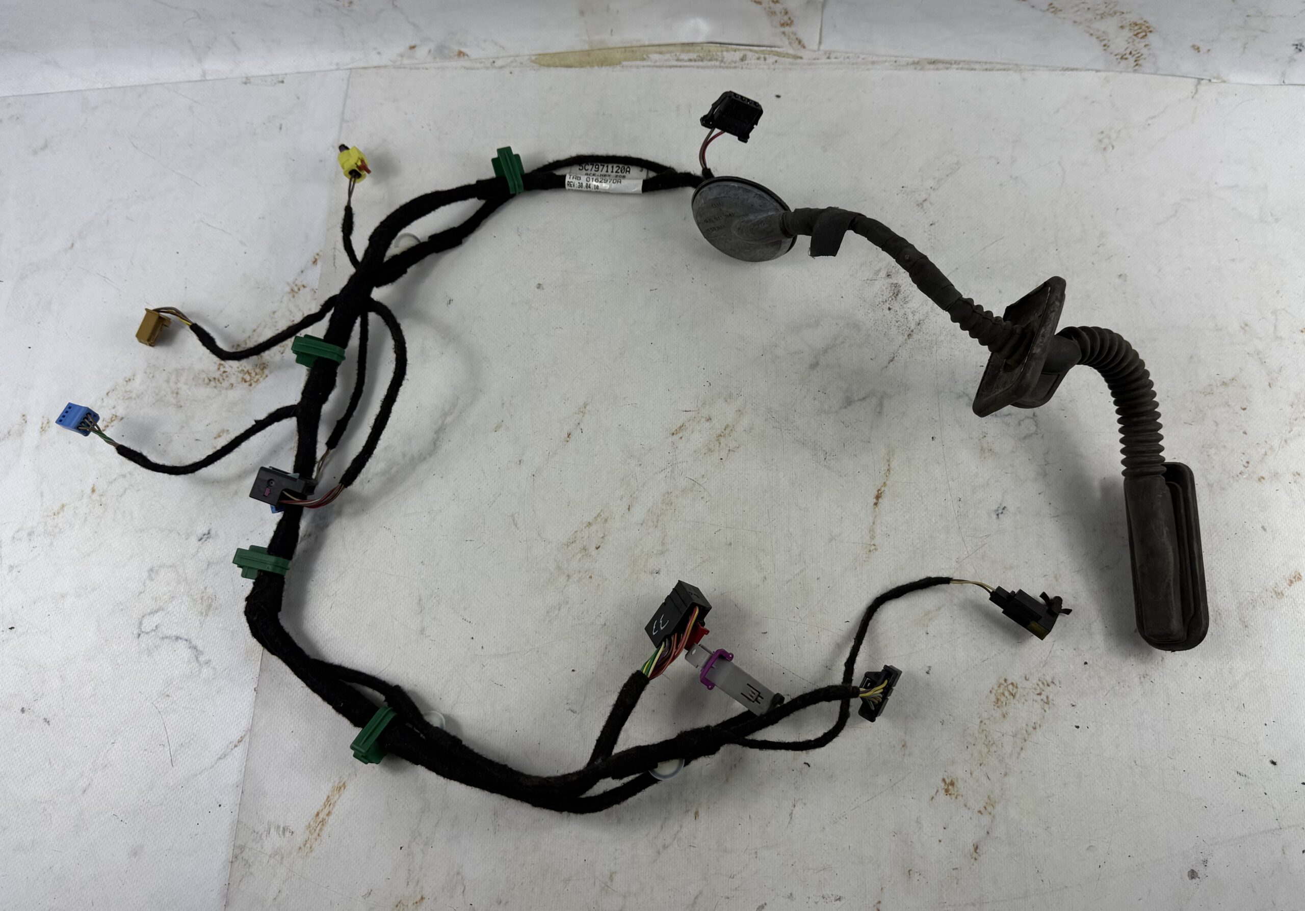 Проводка коса двери передней левой фольксваген джетта 6 17318184 (1)