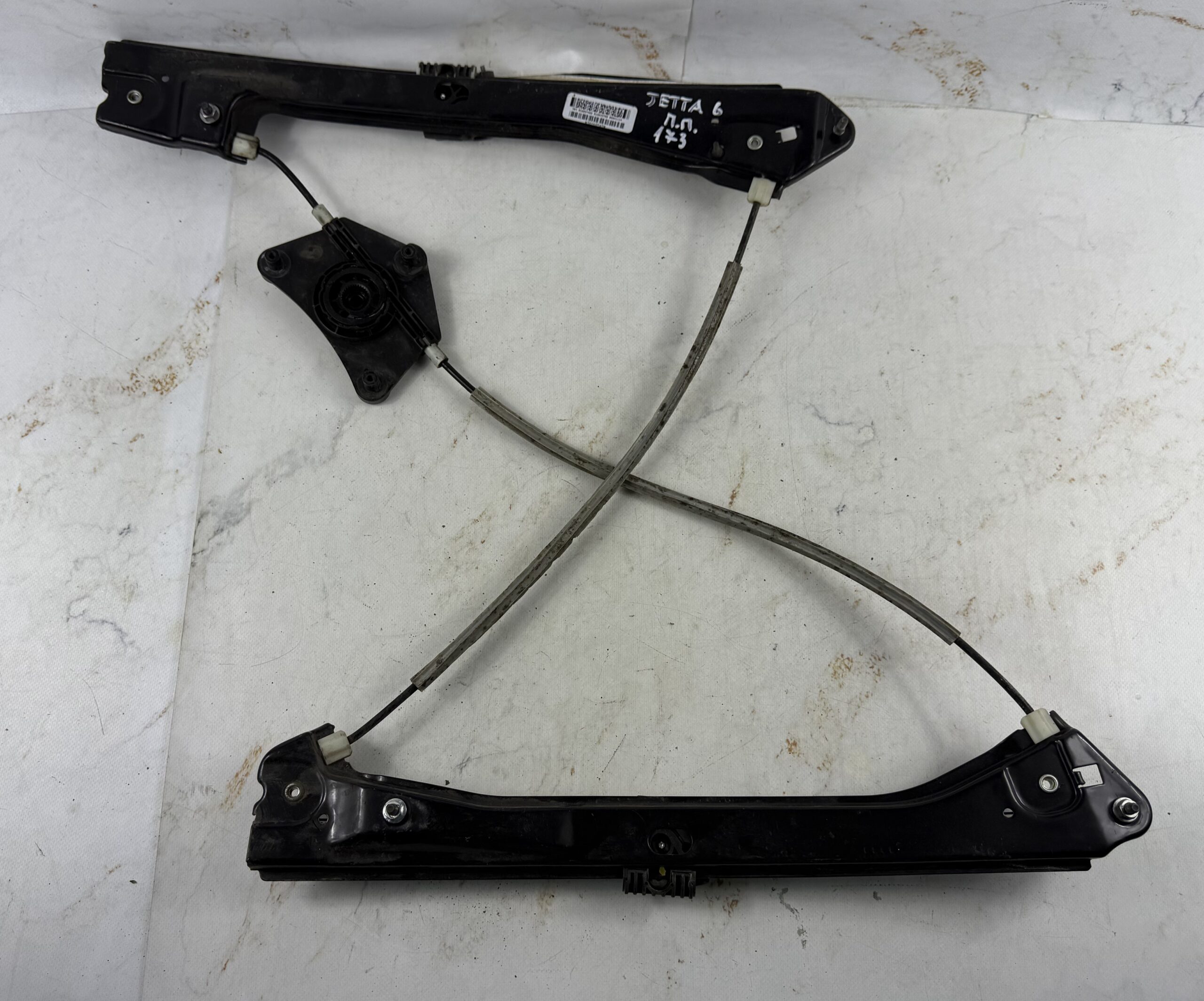 Стеклоподъемник передний правый фольксваген джетта 6 17318224 (1)