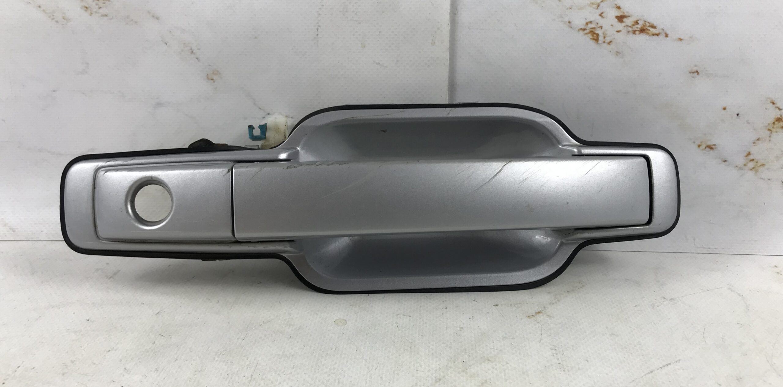 Ручка двери наружная передняя правая для сангёнг кайрен 17401197 (1)