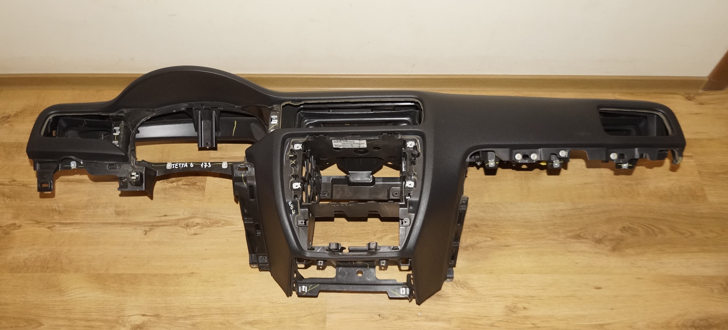 Торпедо с подушкой безопасности для vw джетта 6 17318275 (1)