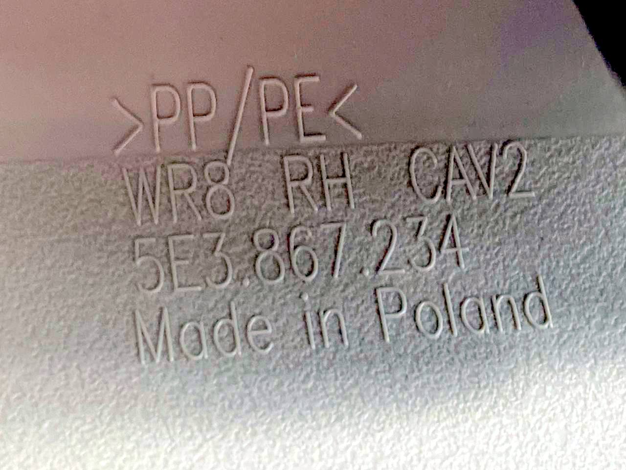 17501147 (13)