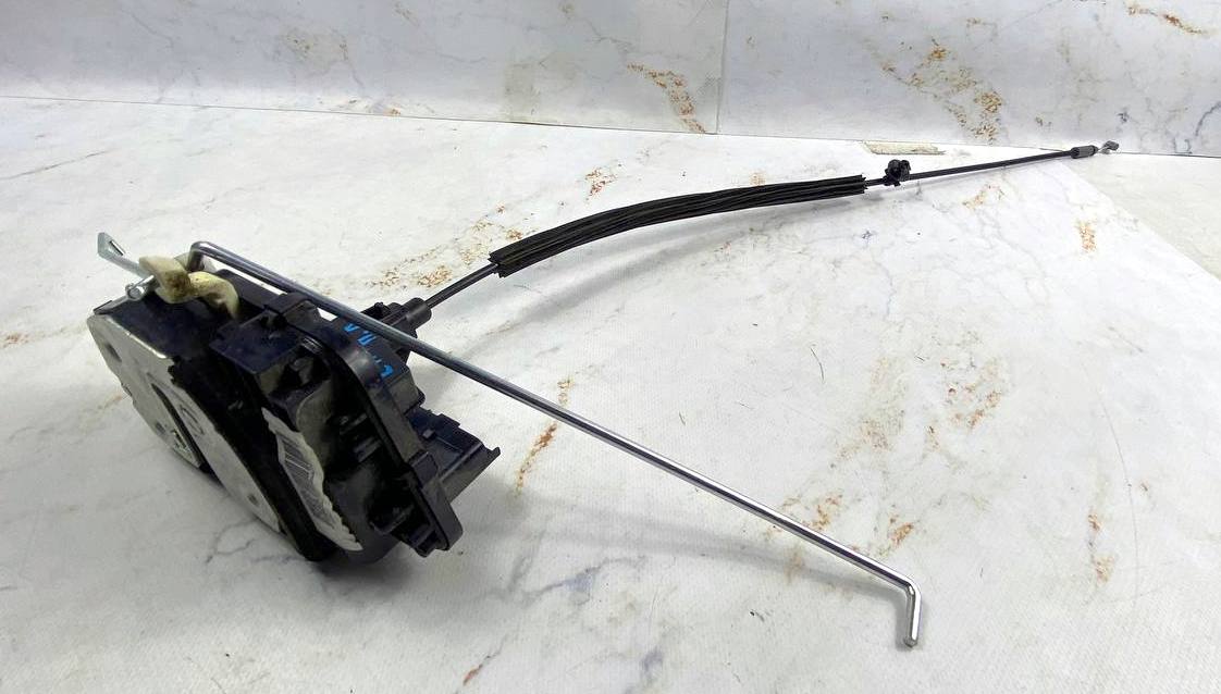 Замок двери пер лев кулрэй 1701352 (1)