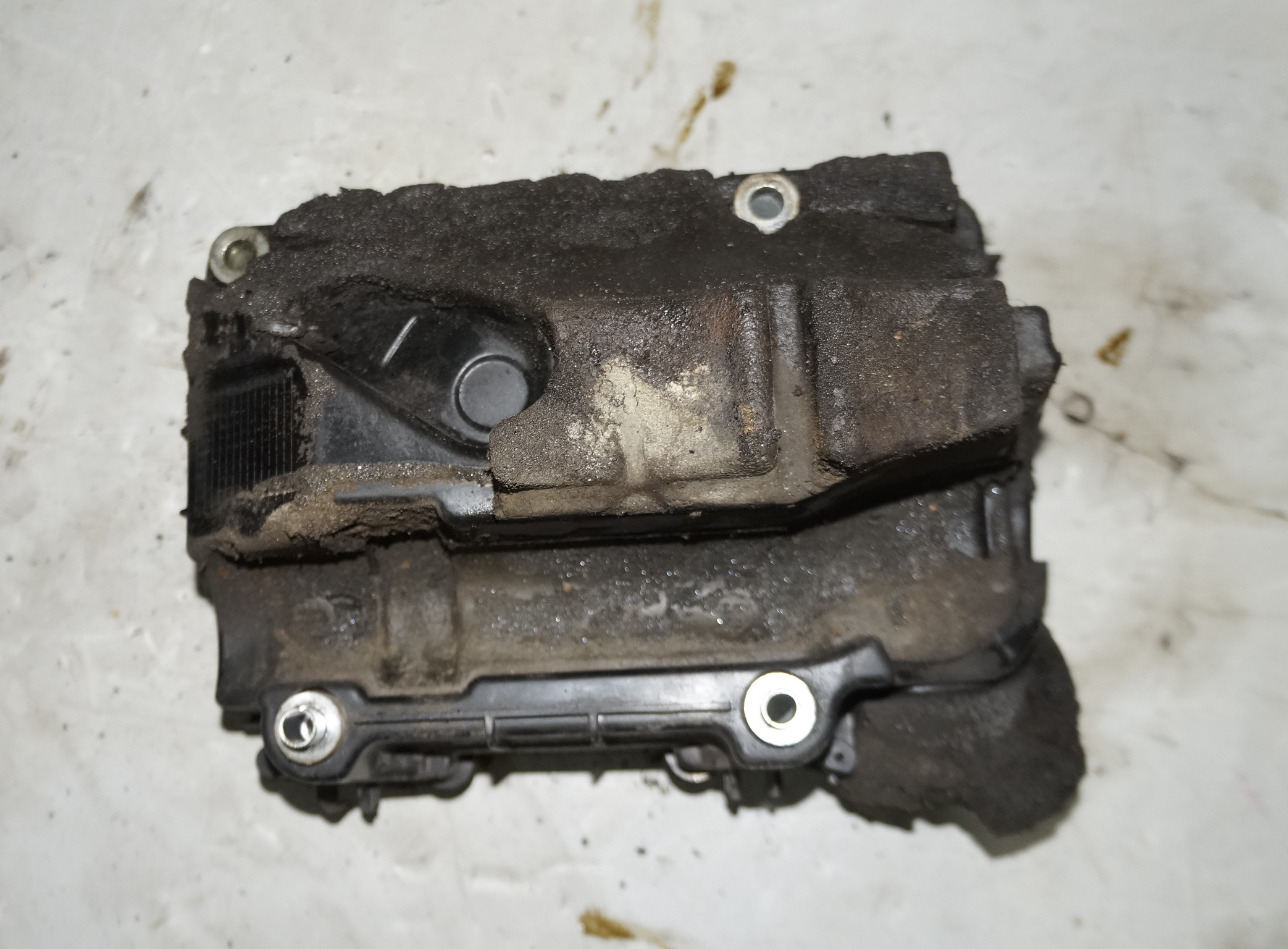 17318305 кожух компрессора двигателя vw jetta 6 (9)