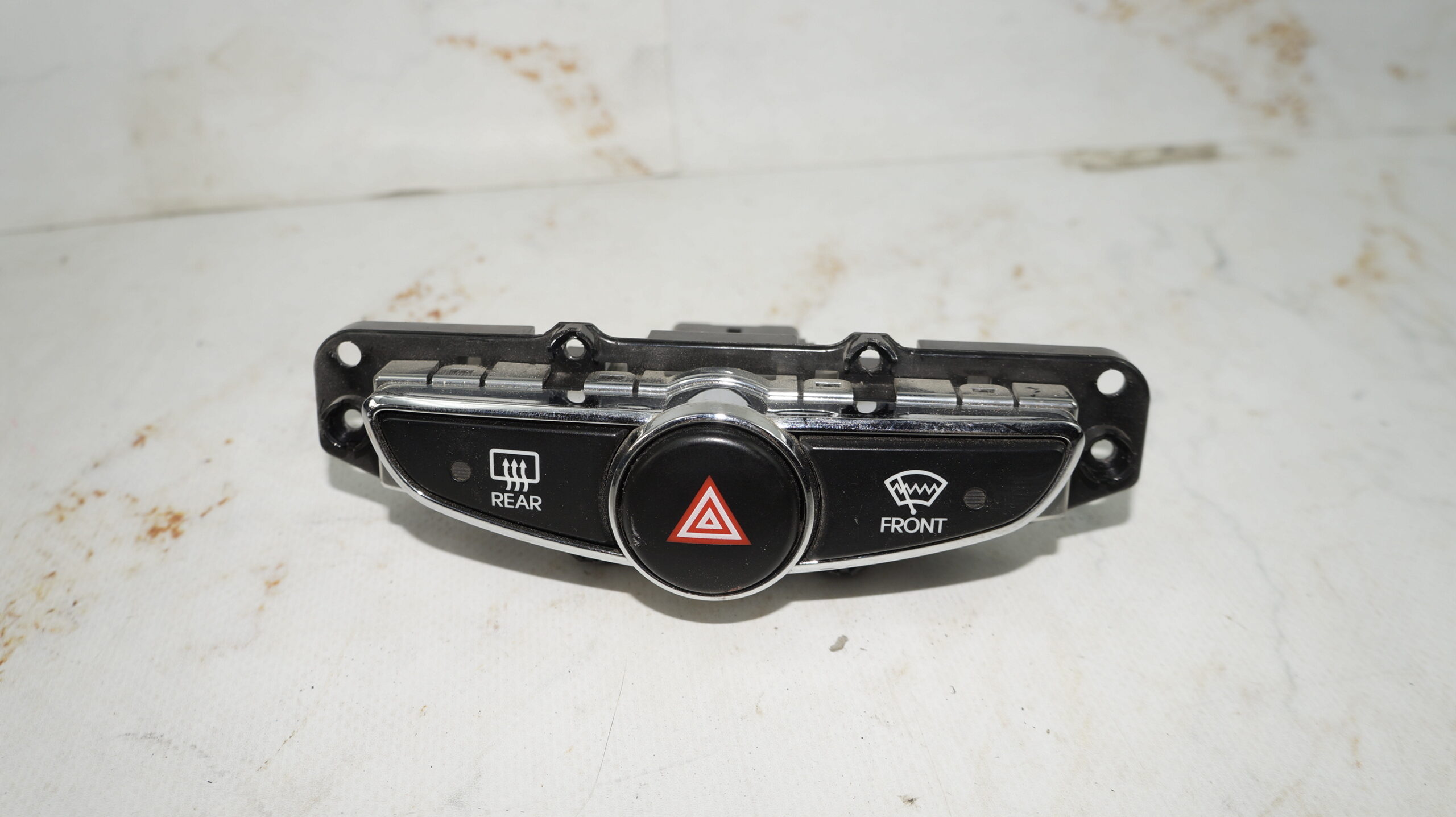 17704002 блок кнопок hyundai solaris (1)