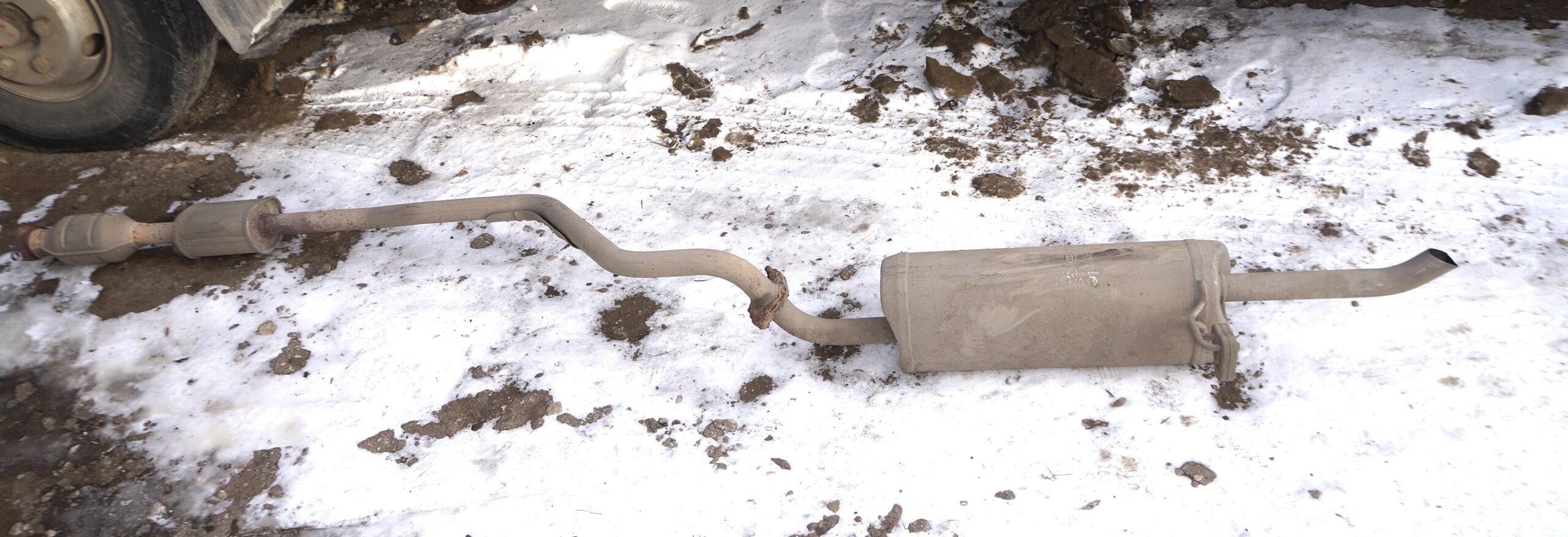 17704012 глушитель средняя и задняя часть hyundai solaris (1)