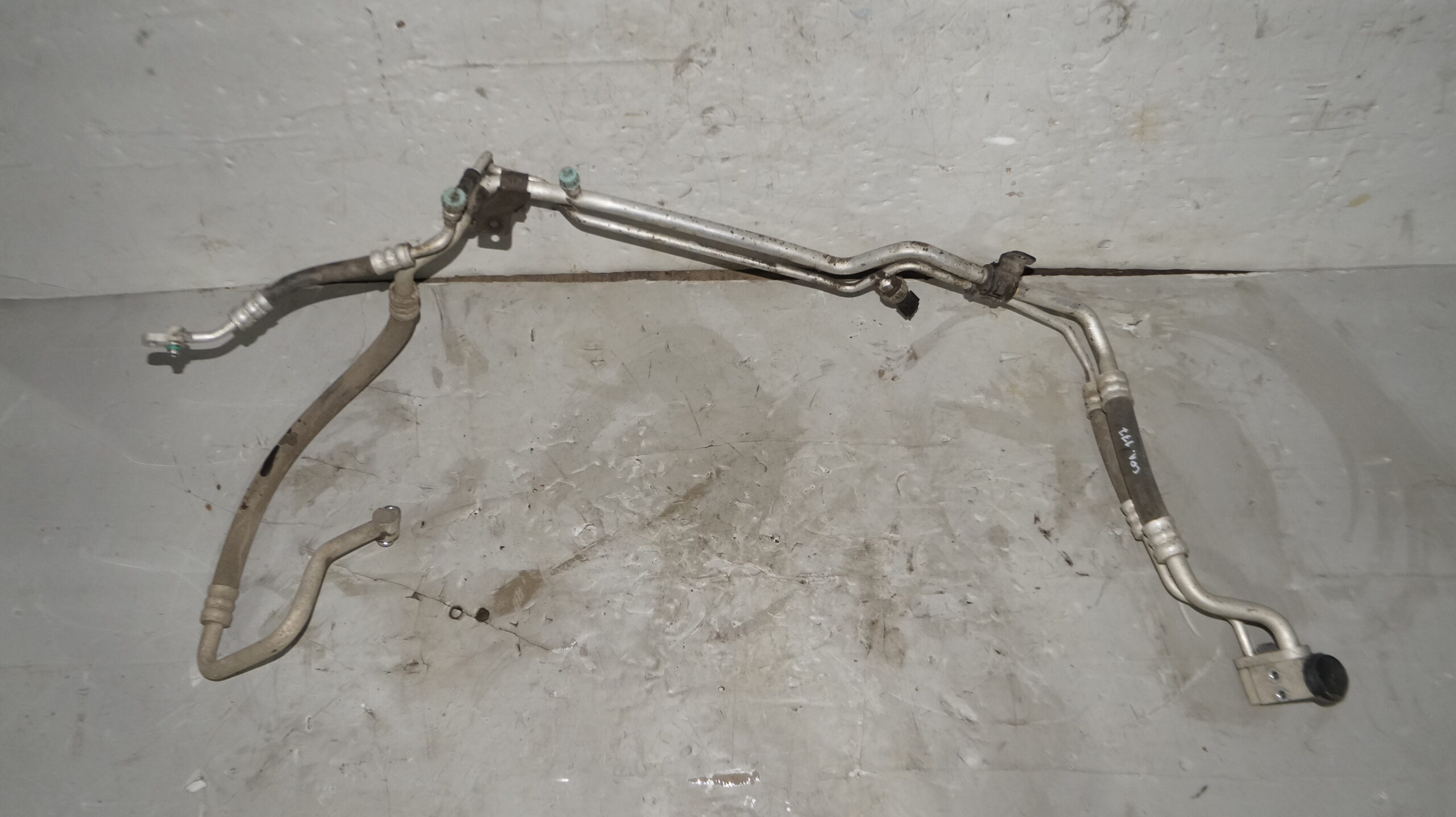 17704017 трубка кондиционера hyundai solaris (1)