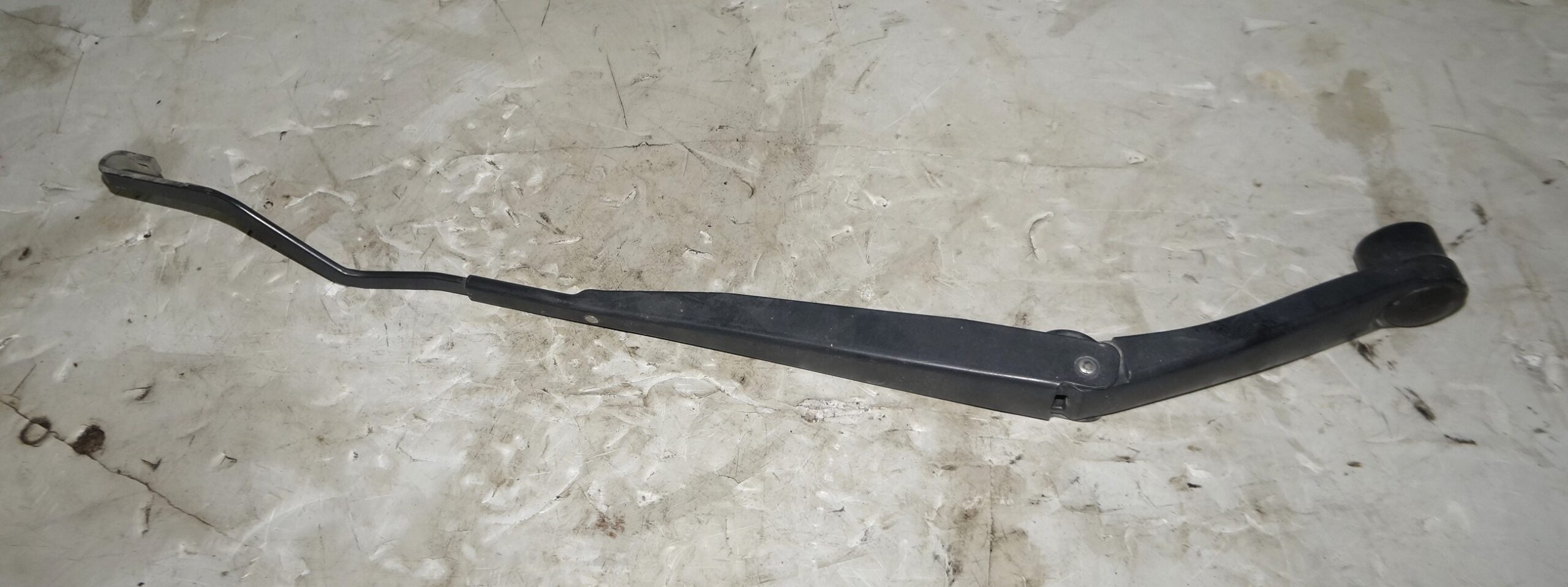 17704097 поводок стеклоочистителя hyundai solaris (1)