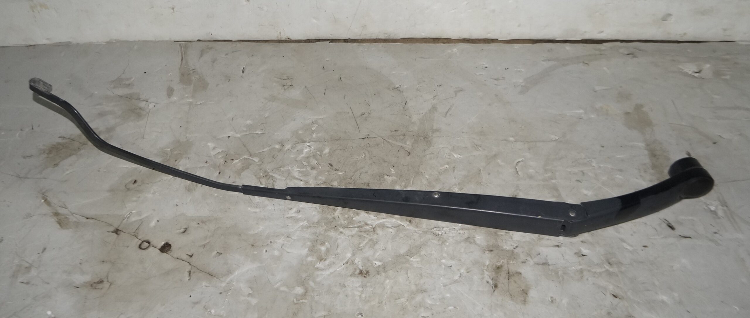 17704098 поводок стеклоочистителя hyundai solaris (1)