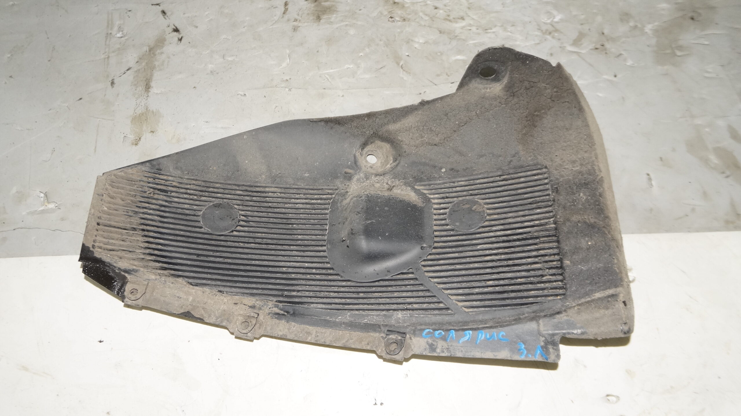 17704099 подкрылок задний левый hyundai solaris (1)