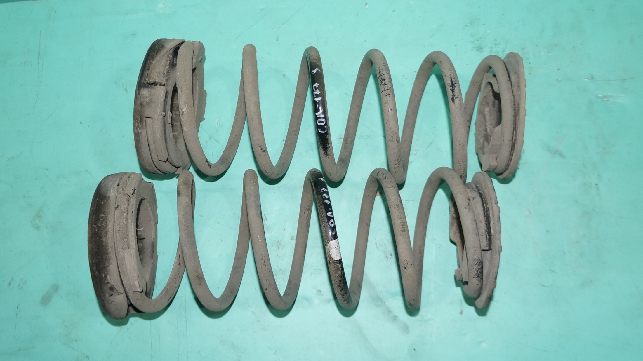 17704110 пружина задняя hyundai solaris (1)