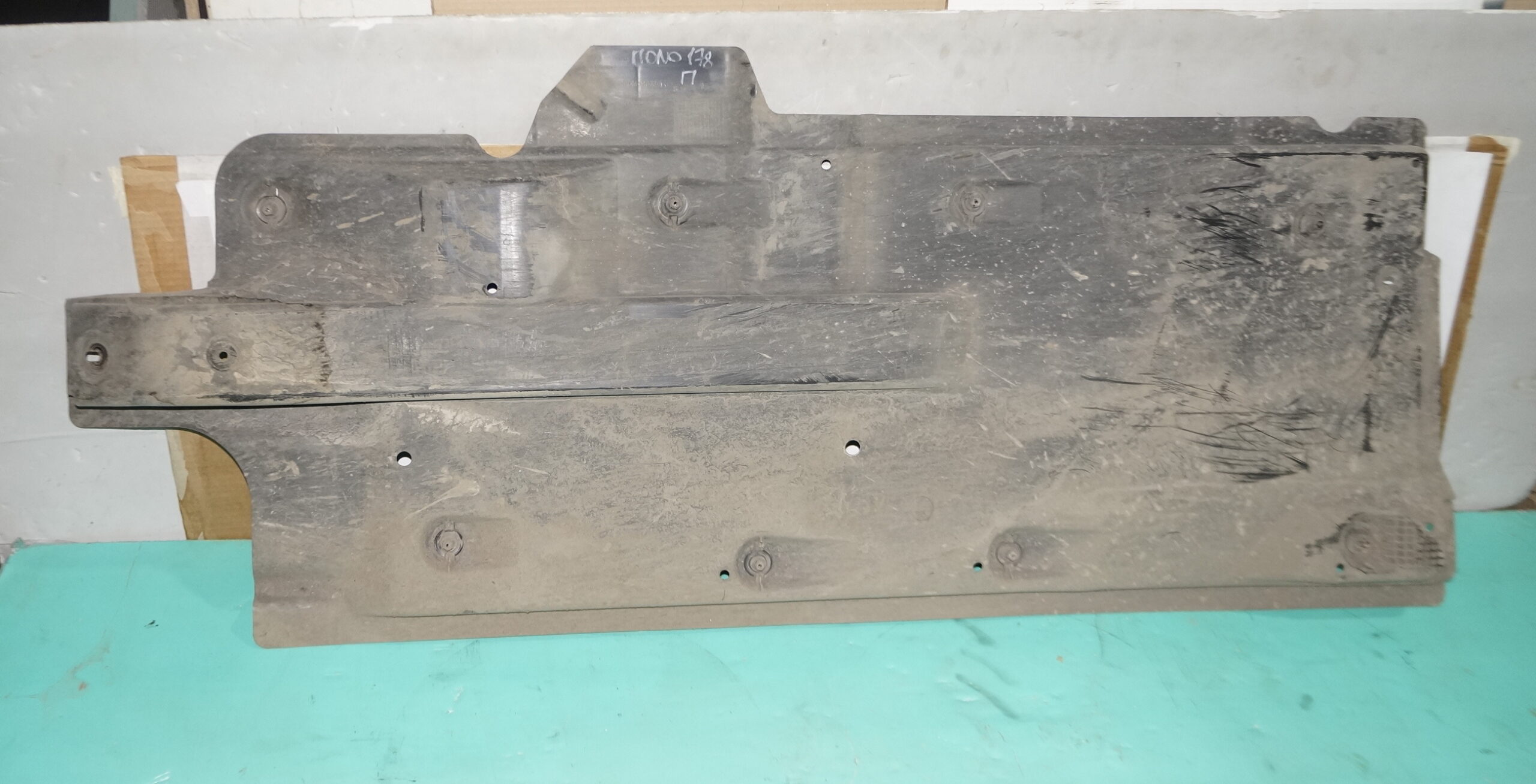 17815034 защита днища задняя правая vw polo 2016 (1)