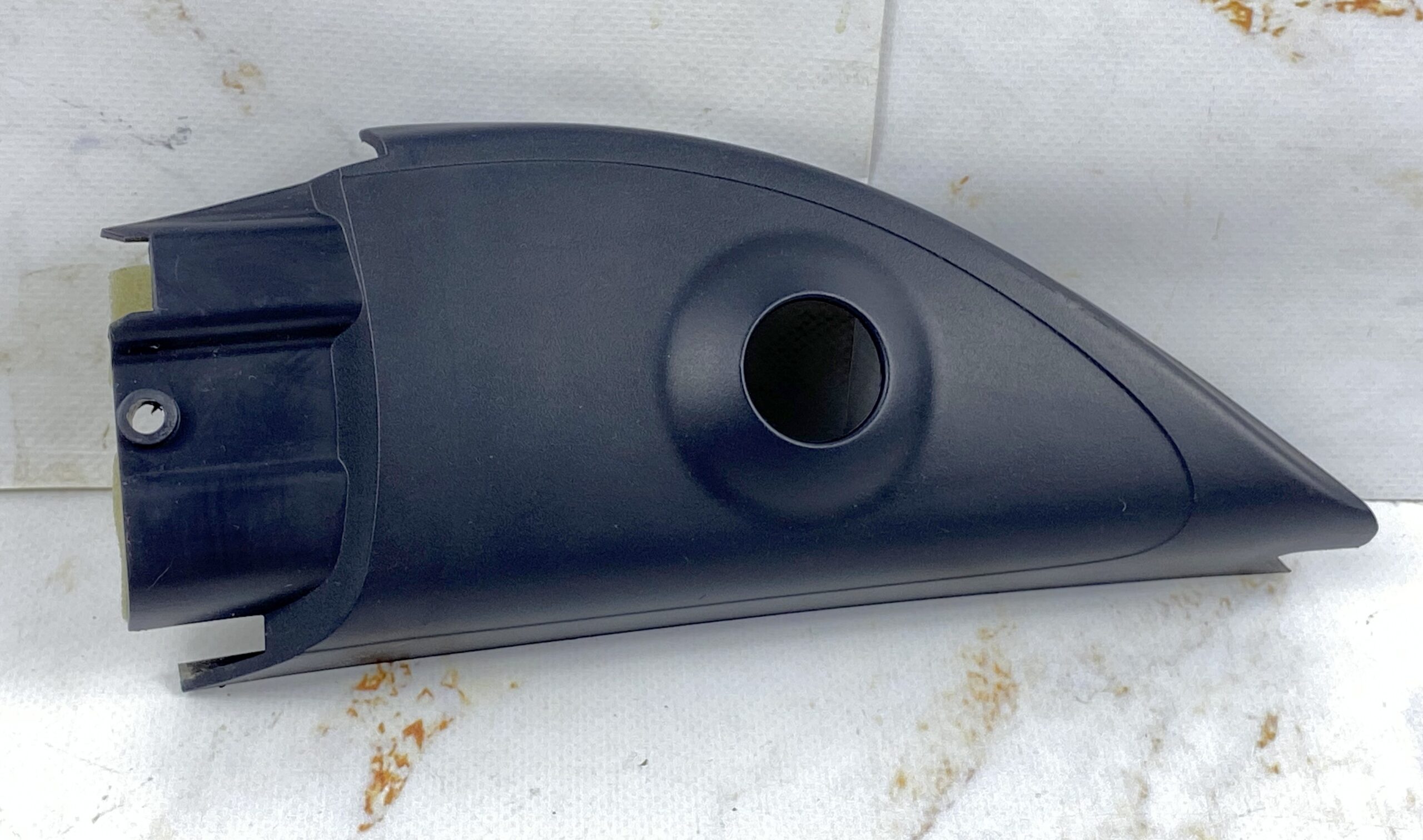 17815069 накладка внутренняя зеркала без динамика правая vw polo 2016 (1)