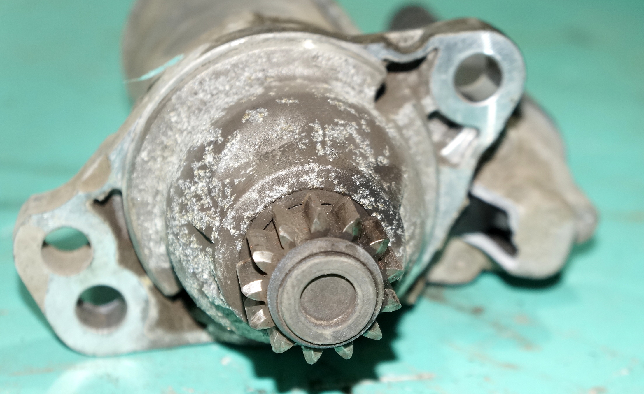 17815141 стартер bosch 12v vw polo 2016 (4)