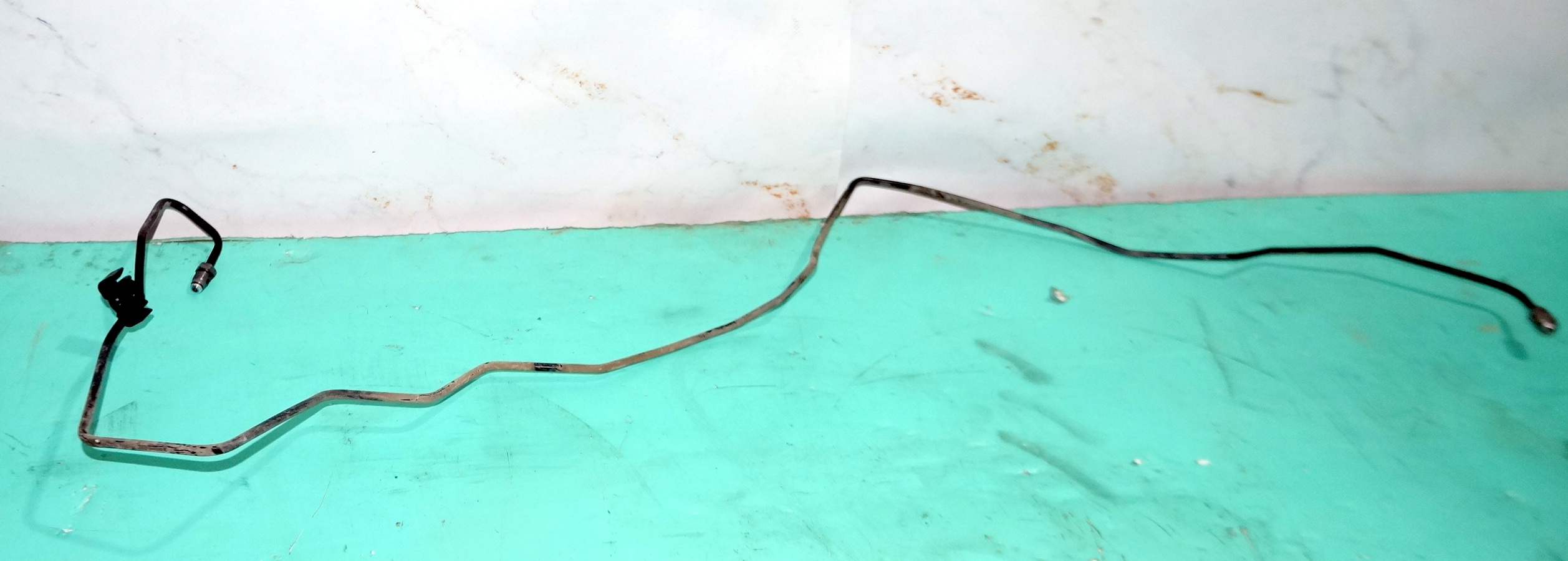 17815155 трубка тормозная передняя левая длинная vw polo 2016 (1)