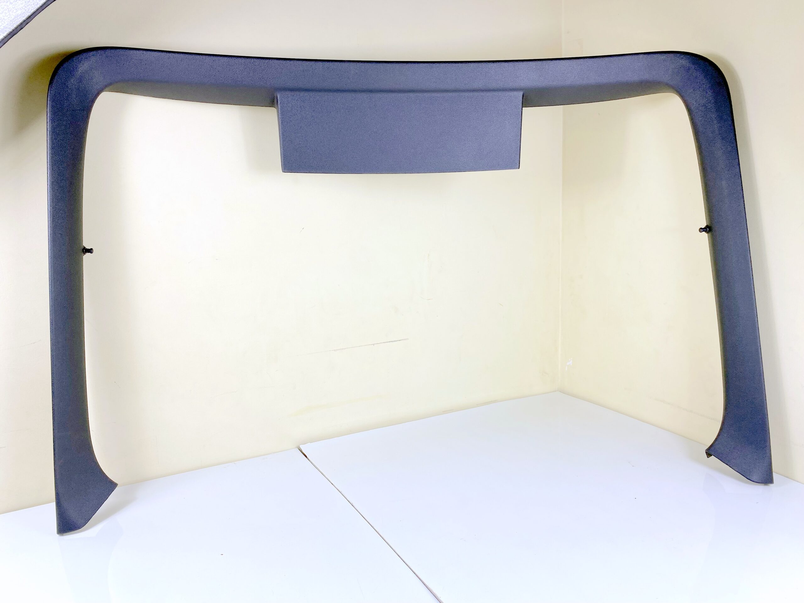 17501321 обшивка двери багажника верхняя vw octavia а8 2021 (1)