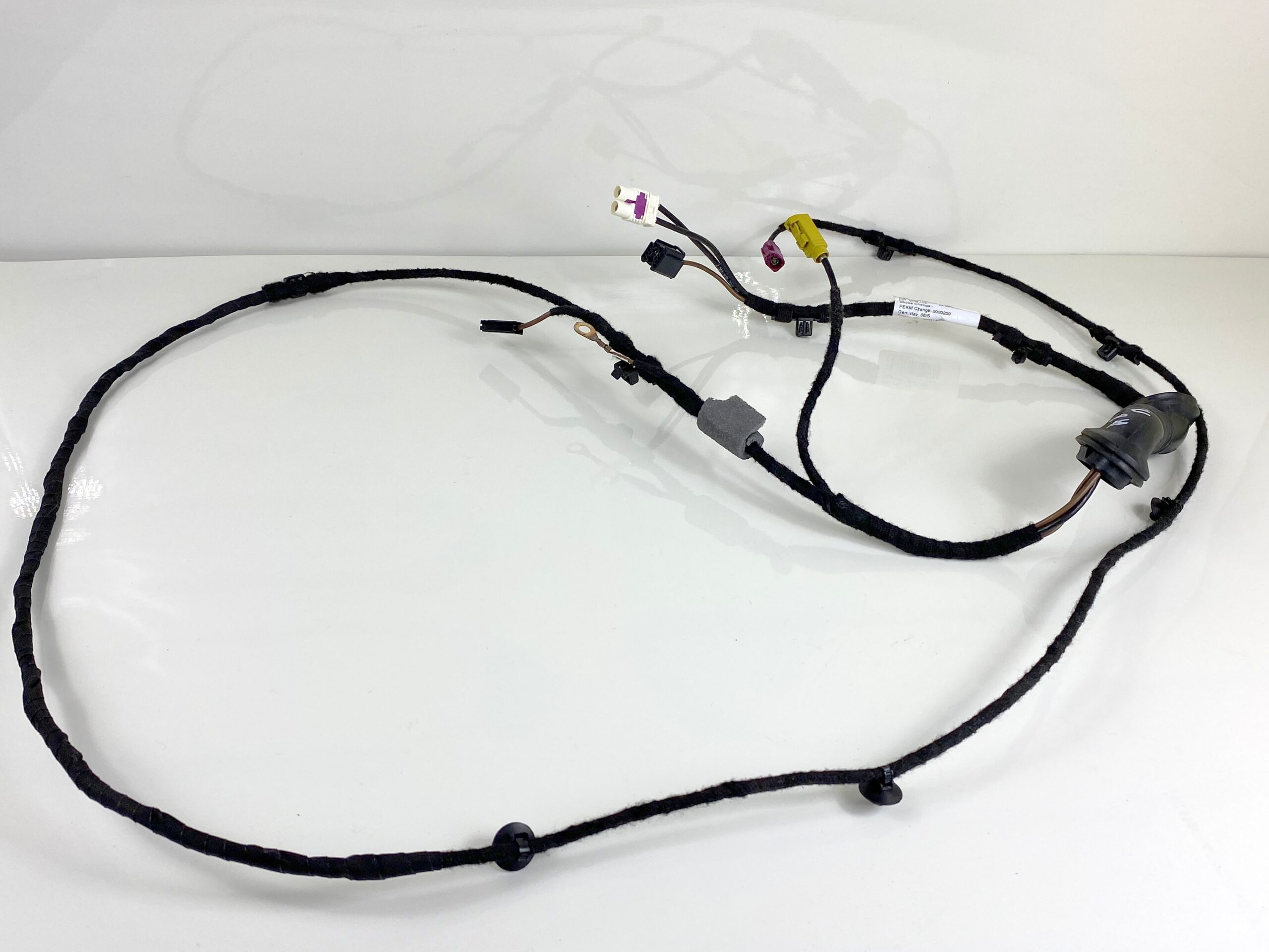 17501331 проводка коса двери багажника правая vw octavia а8 2021 (4)