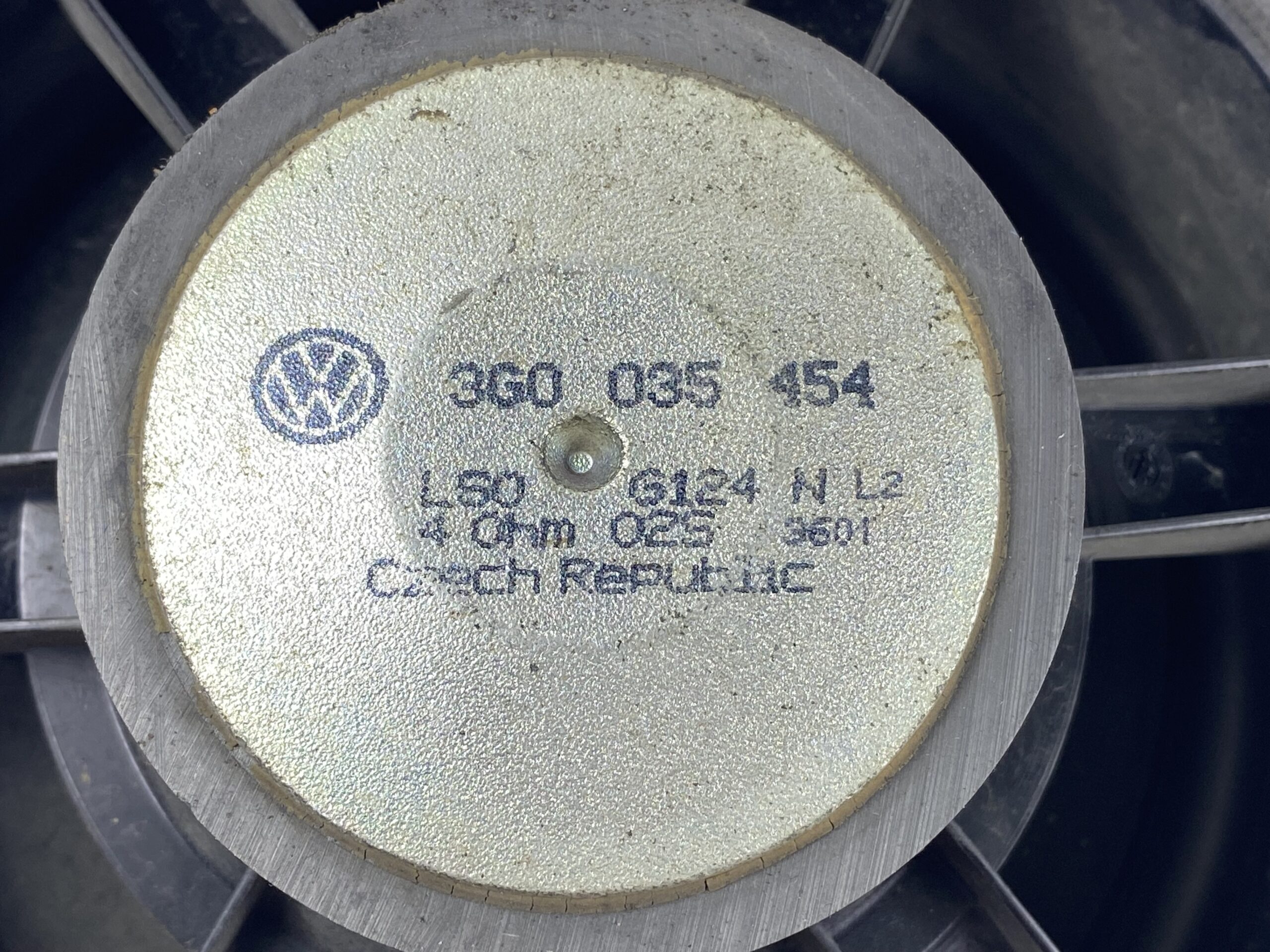 17901052 динамик двери передний низкочастотного динамика (сабвуфера) vw passat b8 2016 (5)