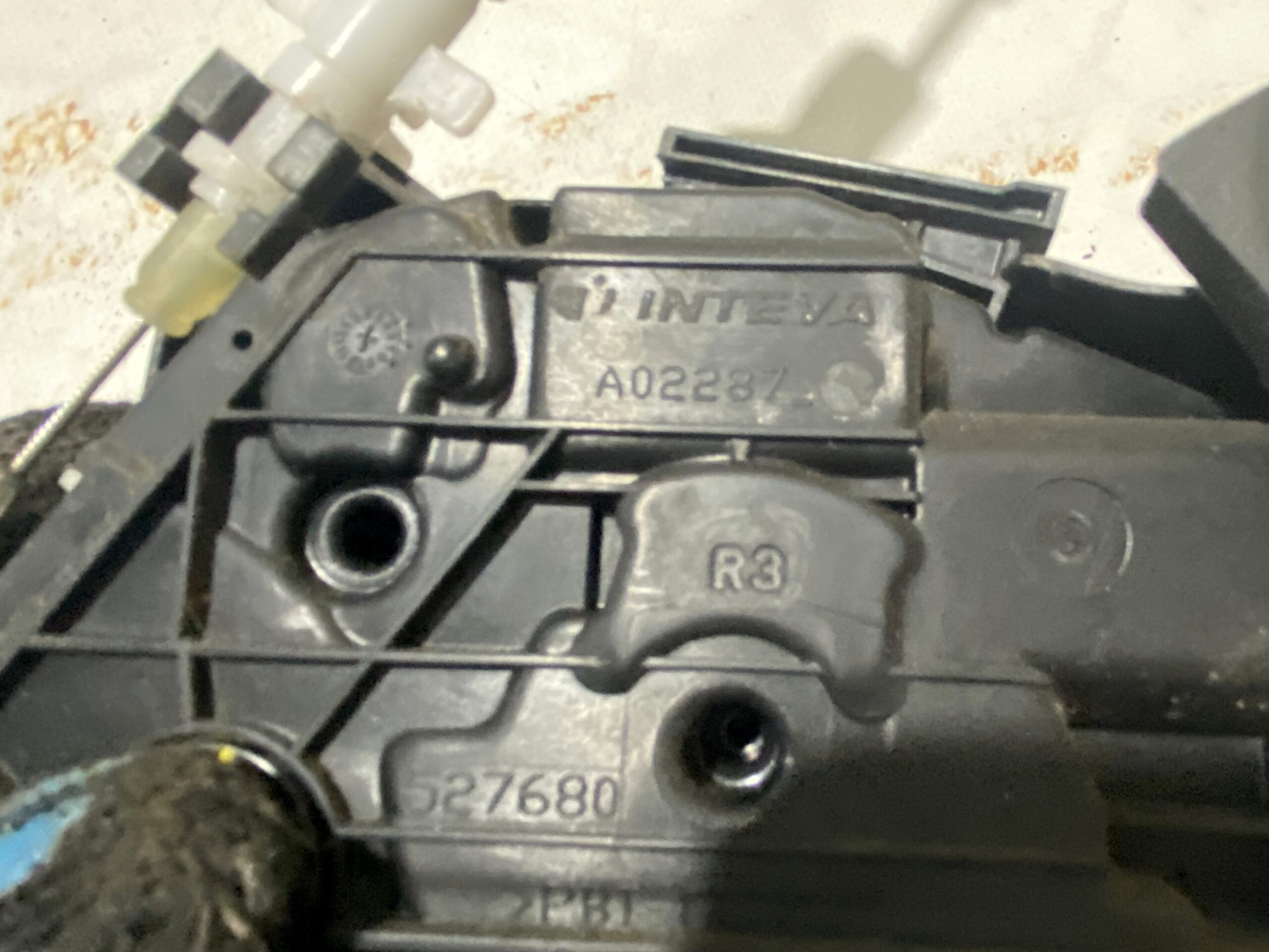 17901062 замок двери задней правой vw passat b8 2016 (6)