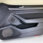 17901173 обшивка двери передняя правая vw passat b8 2016 (1)