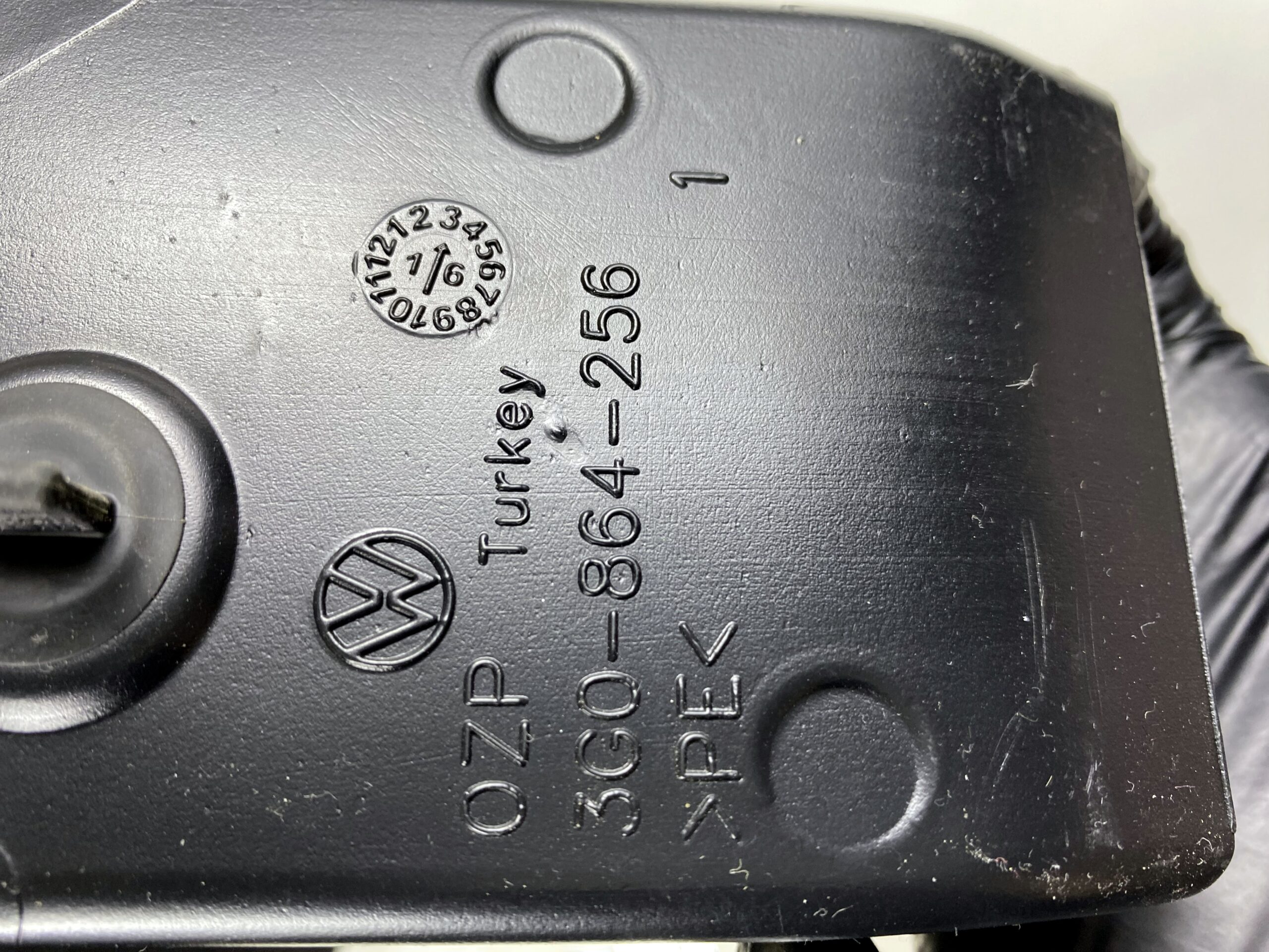 17901210 подлокотник vw passat b8 2016 (36)