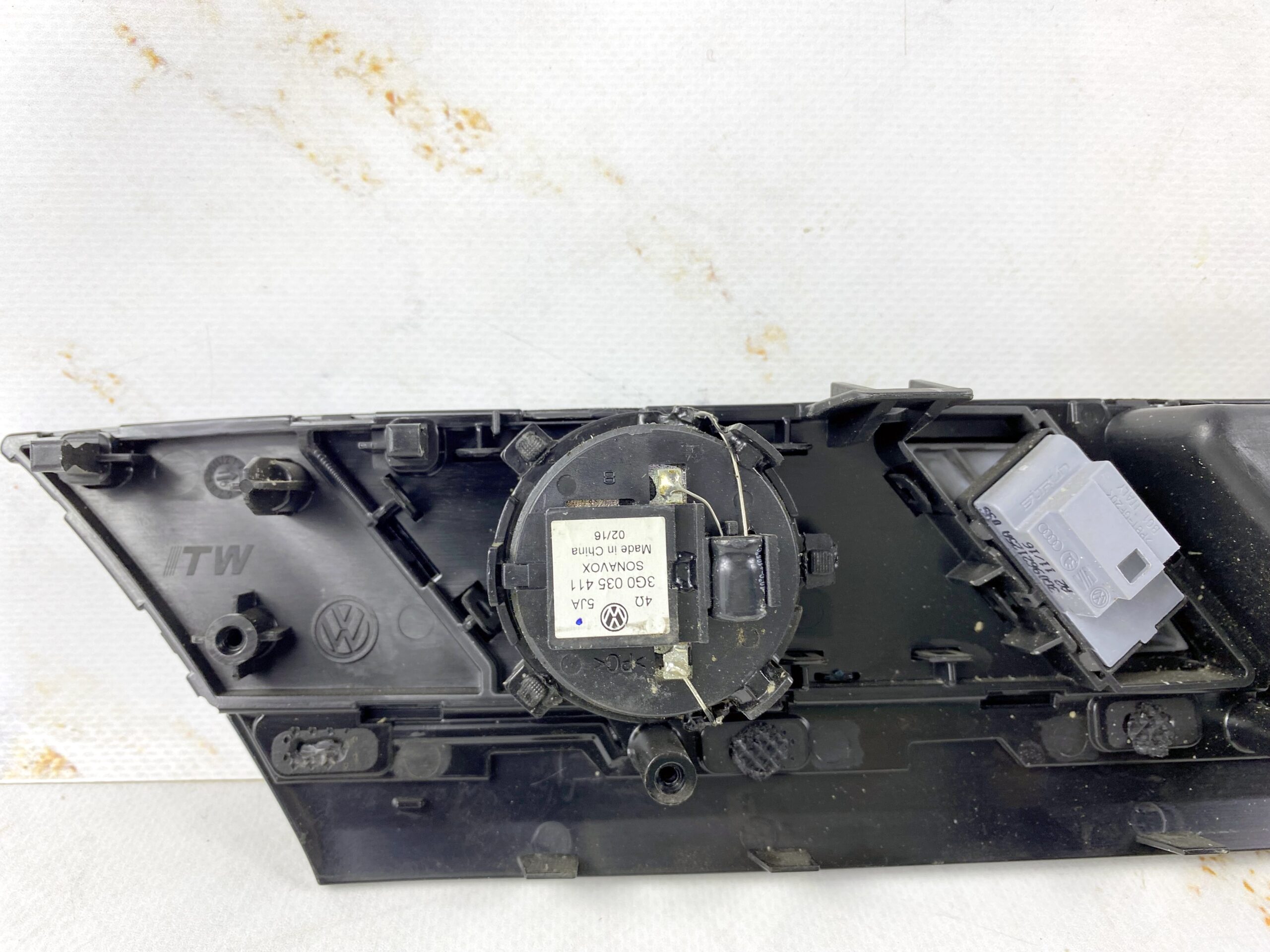 17901239 ручка двери внутренняя передняя левая vw passat b8 2016 (21)