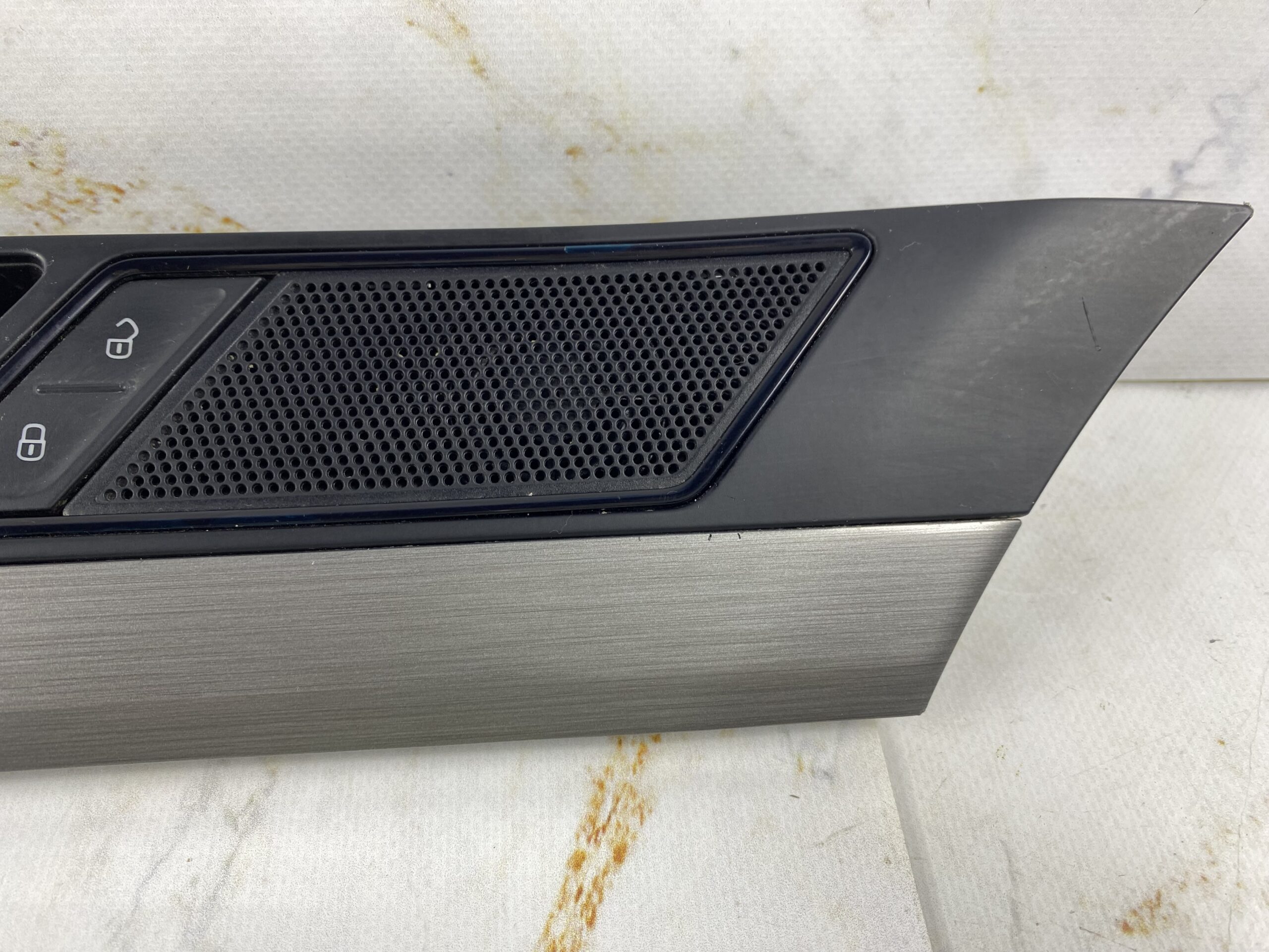 17901239 ручка двери внутренняя передняя левая vw passat b8 2016 (8)