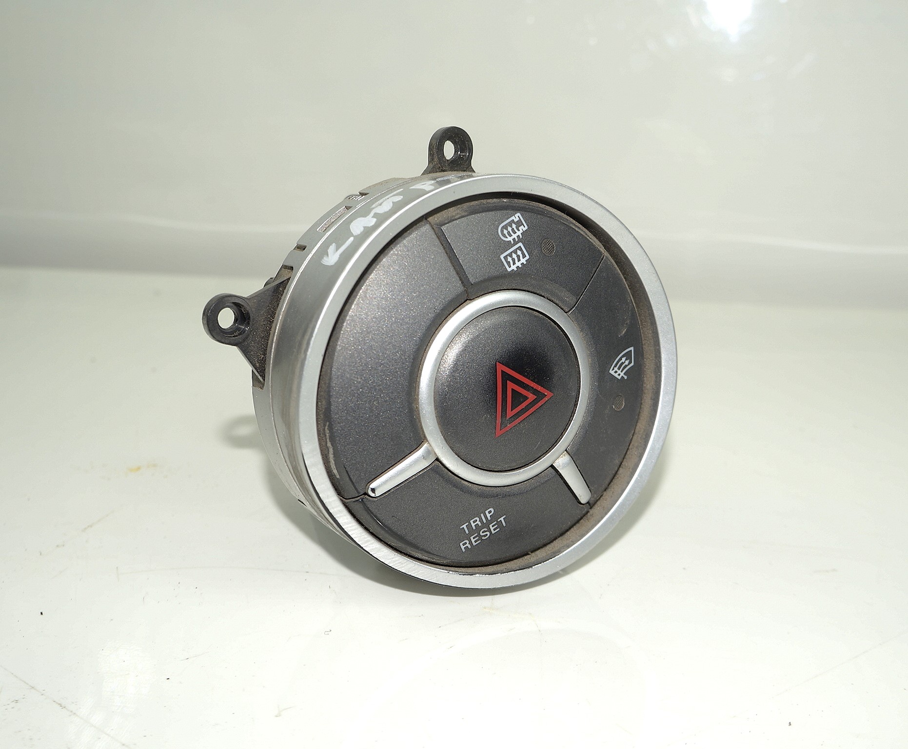 18002013 блок кнопок с торпедо ssangyong kyron 1 (1)