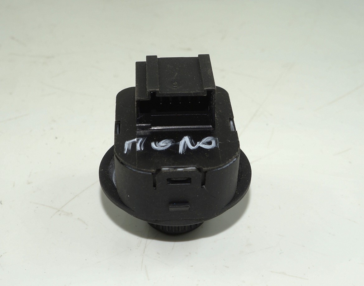 Блок регулировки зеркалами vw polo 18316012 (4)