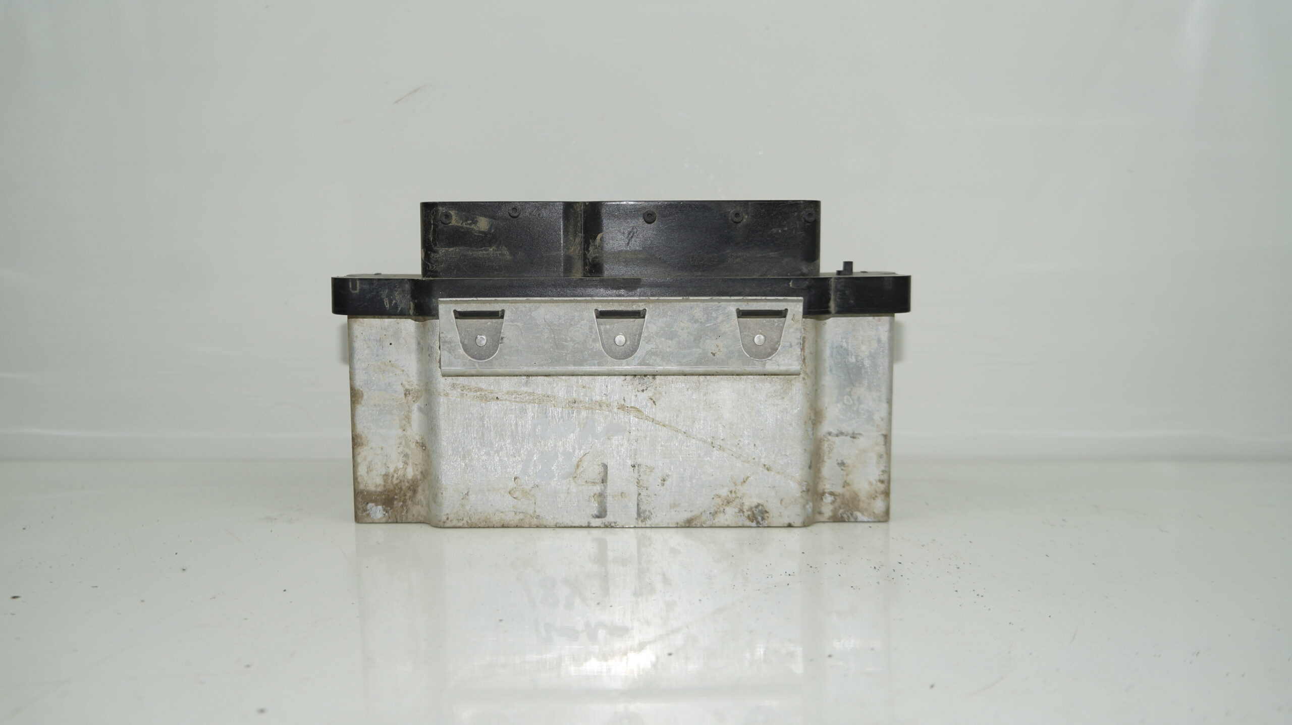 Блок управления двигателем (эбу) vw polo 18316013 (1)