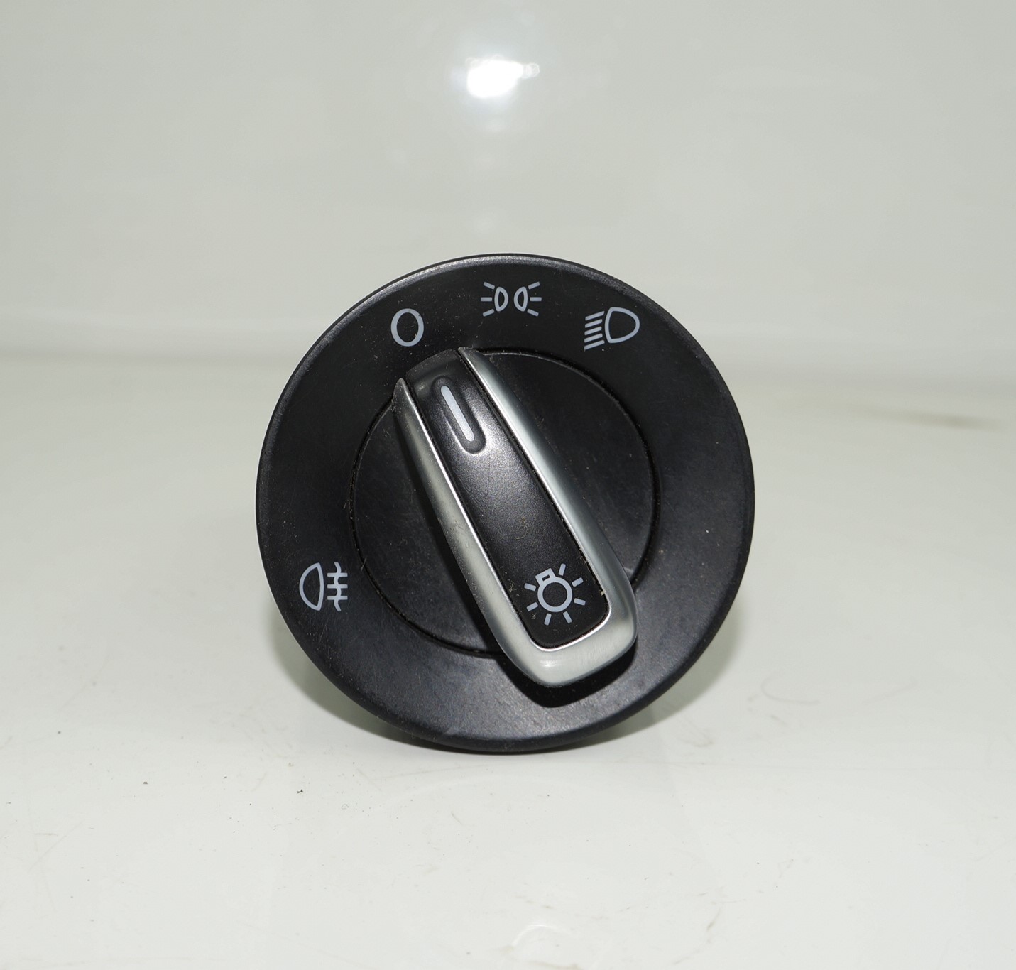 Блок управления светом оригинал vw polo 18316015 (1)