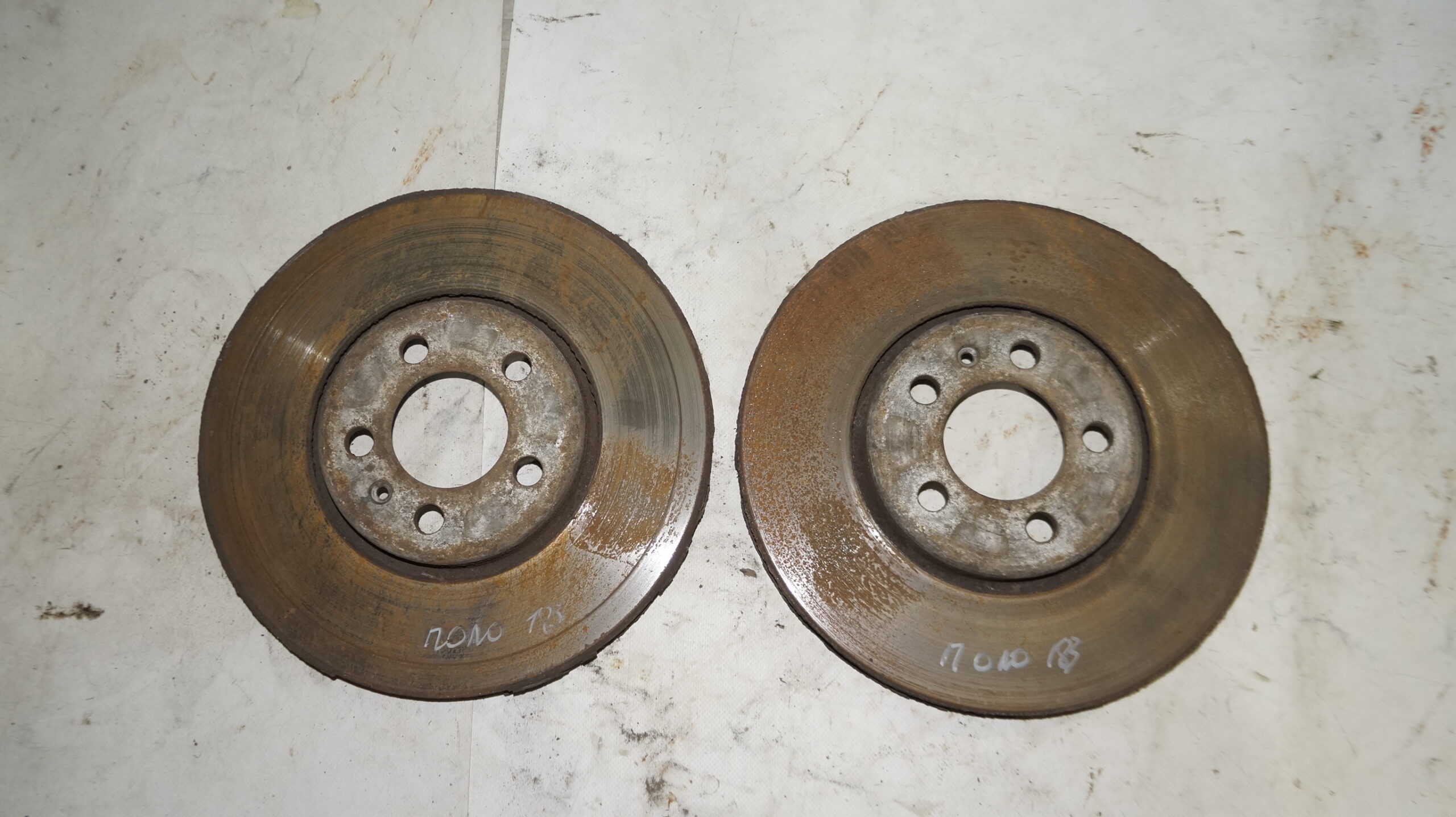 Диск тормозной передний vw polo 18316022 (1)