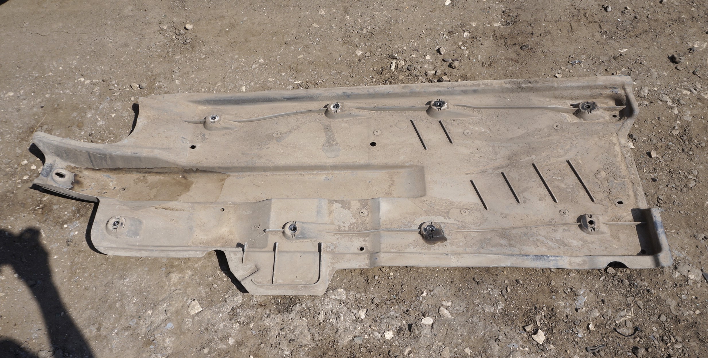 Защита днища правая vw polo 18316027 (4)