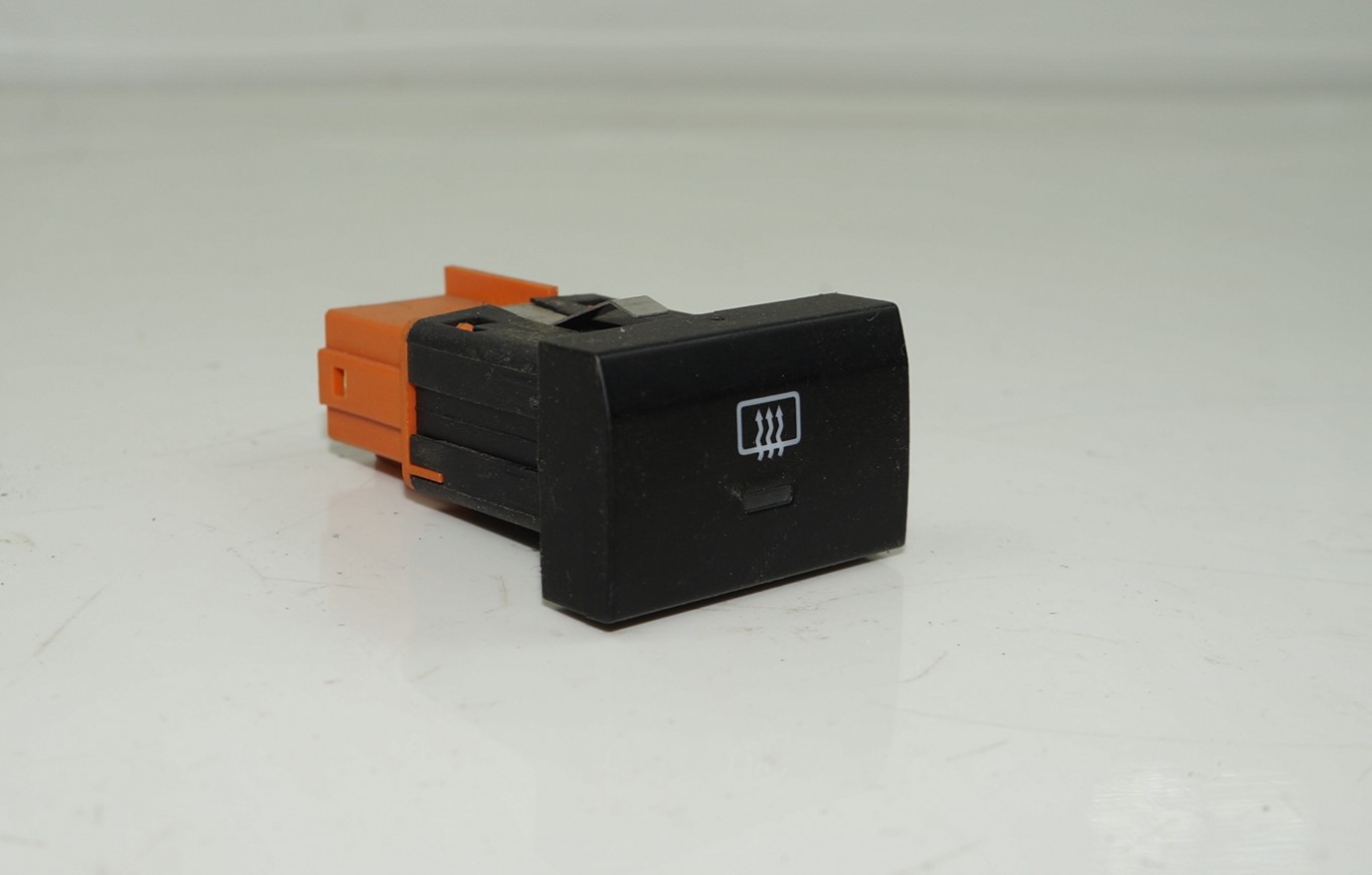 Кнопка обогрева заднего стекла vw polo 18316033 (1)