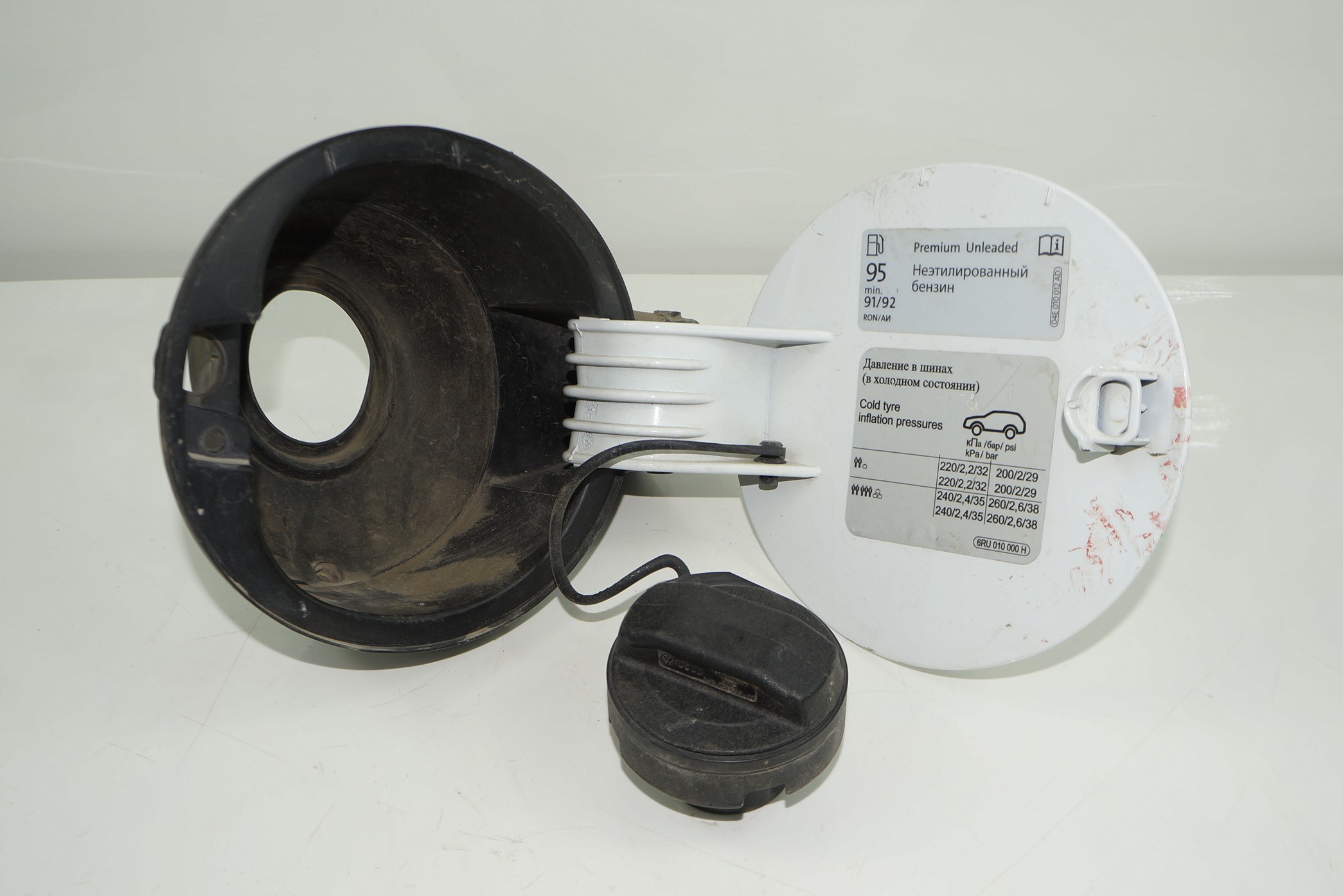 Лючок бензобака vw polo 18316053 (5)