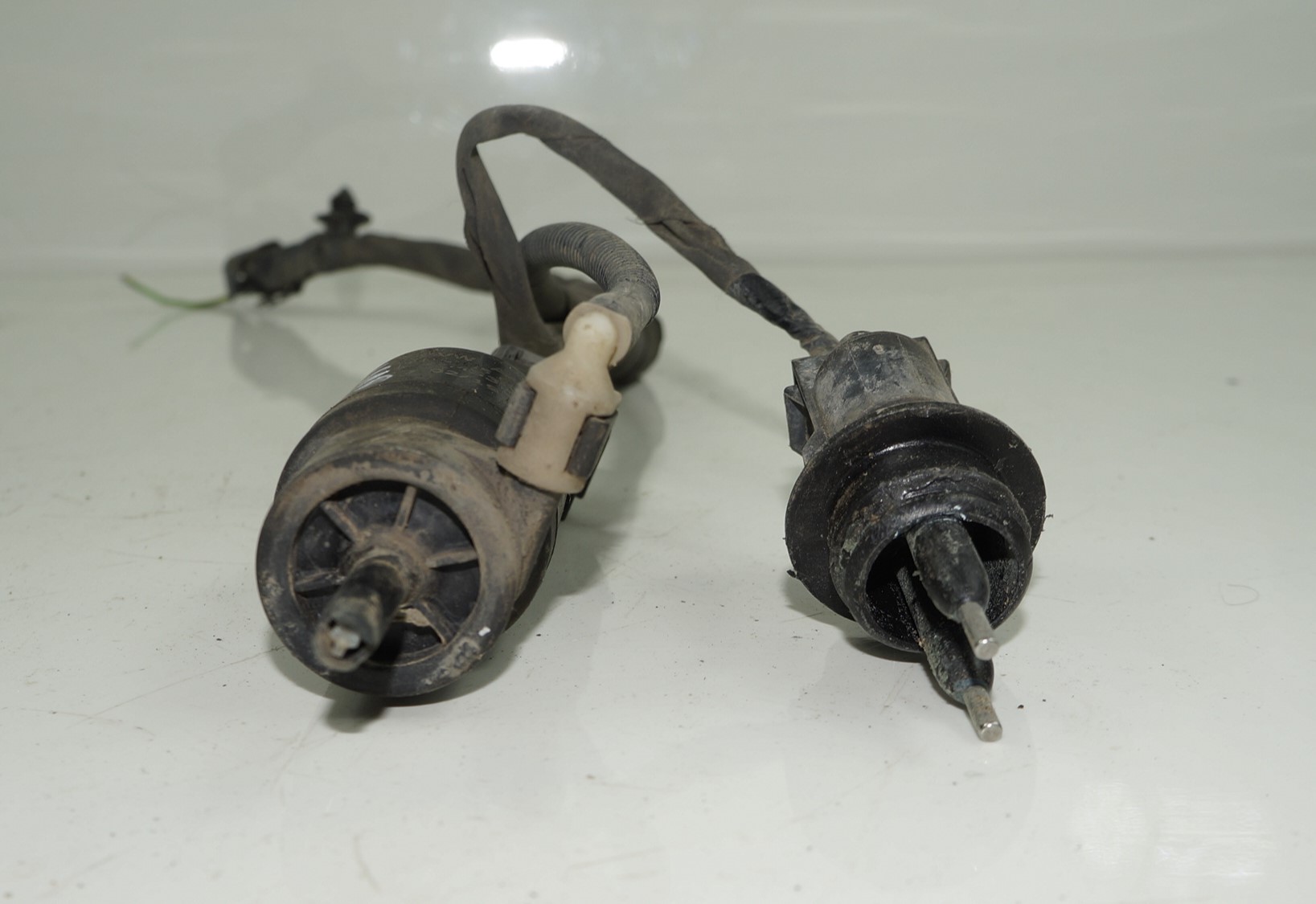 Моторчик (насос) бачка омывателя vw polo 18316055 (3)