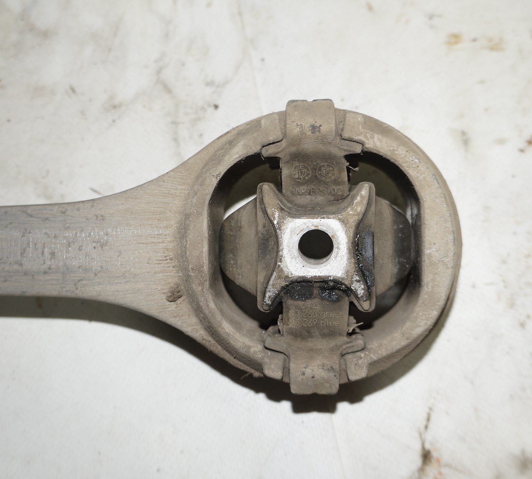 Опора кпп задняя vw polo 18316072 (5)